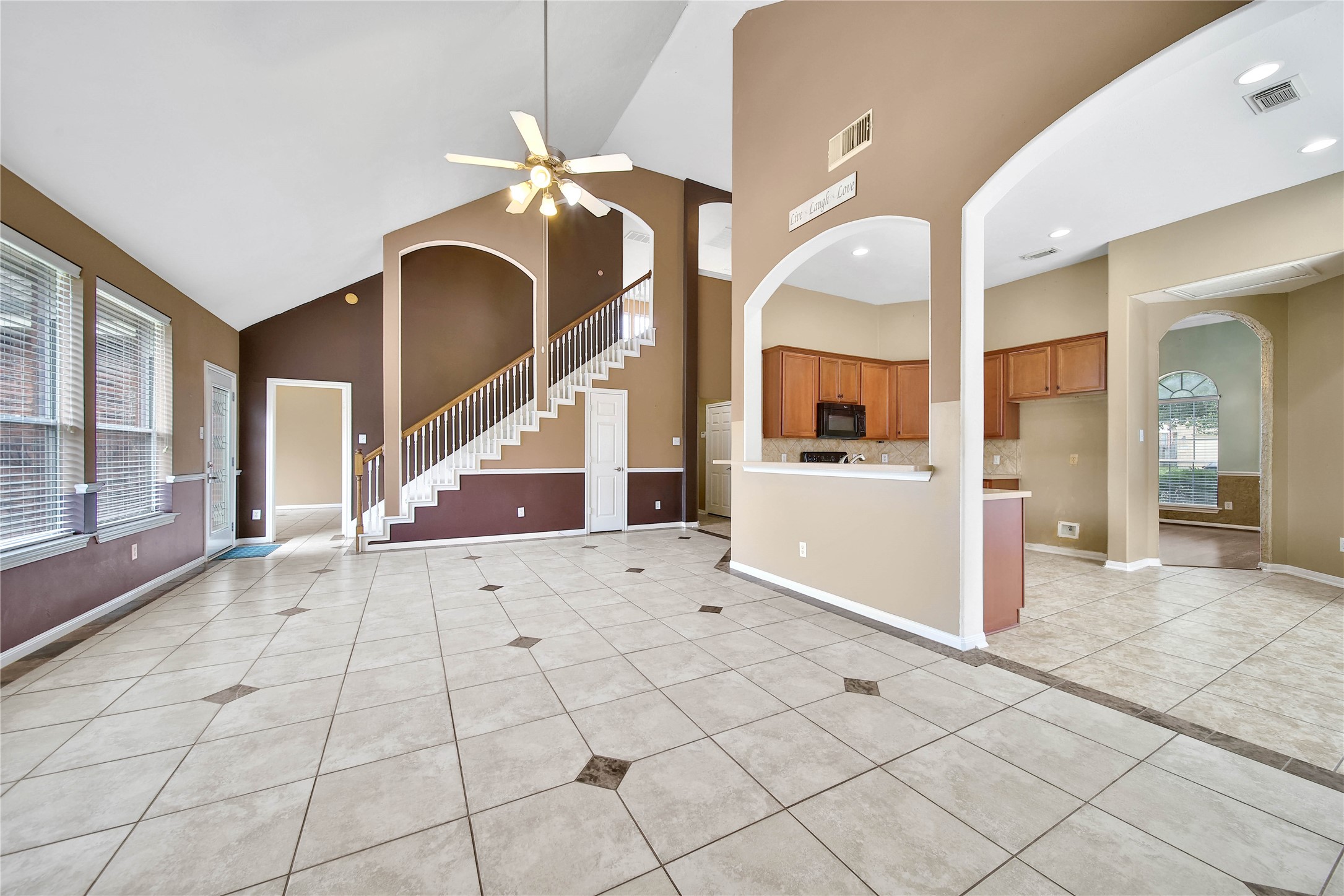20790 Kenswick Park Drive Property Photo 8
