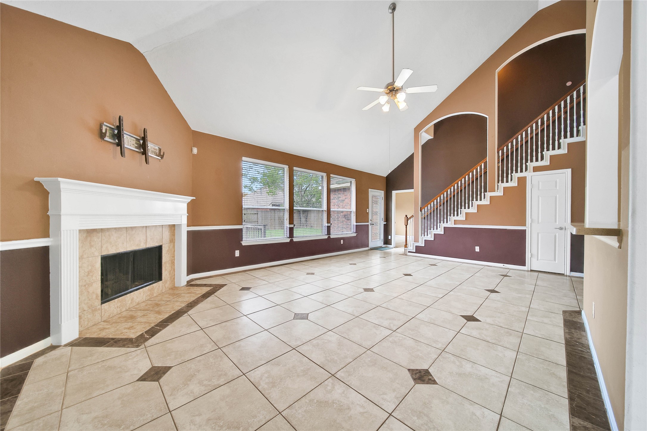 20790 Kenswick Park Drive Property Photo 9