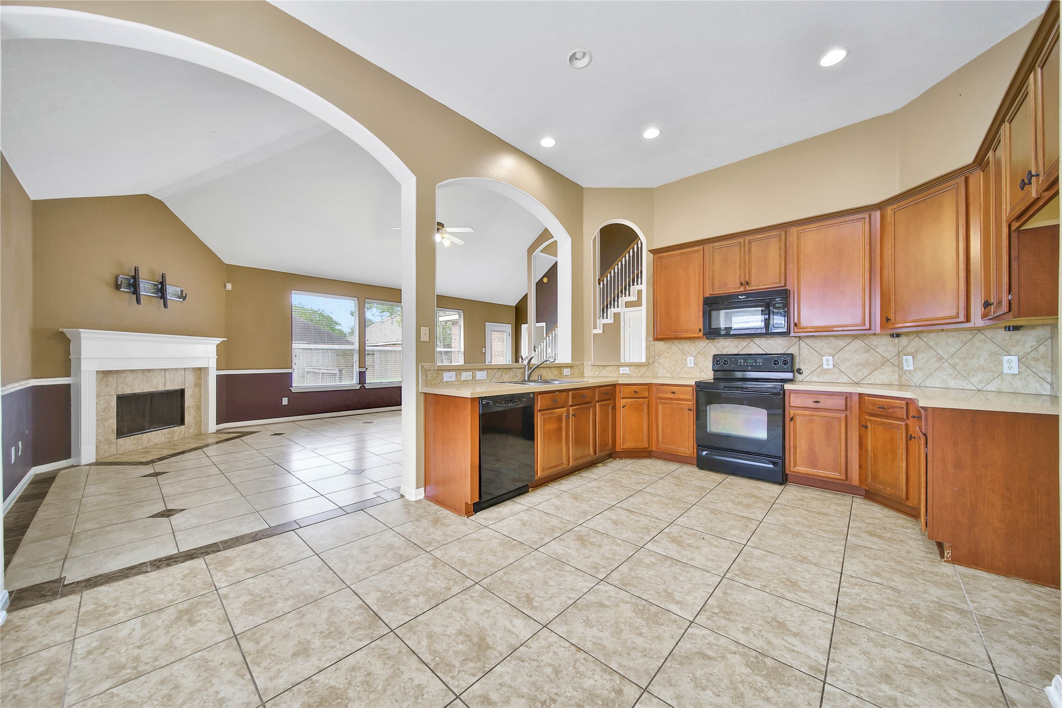 20790 Kenswick Park Drive Property Photo 10
