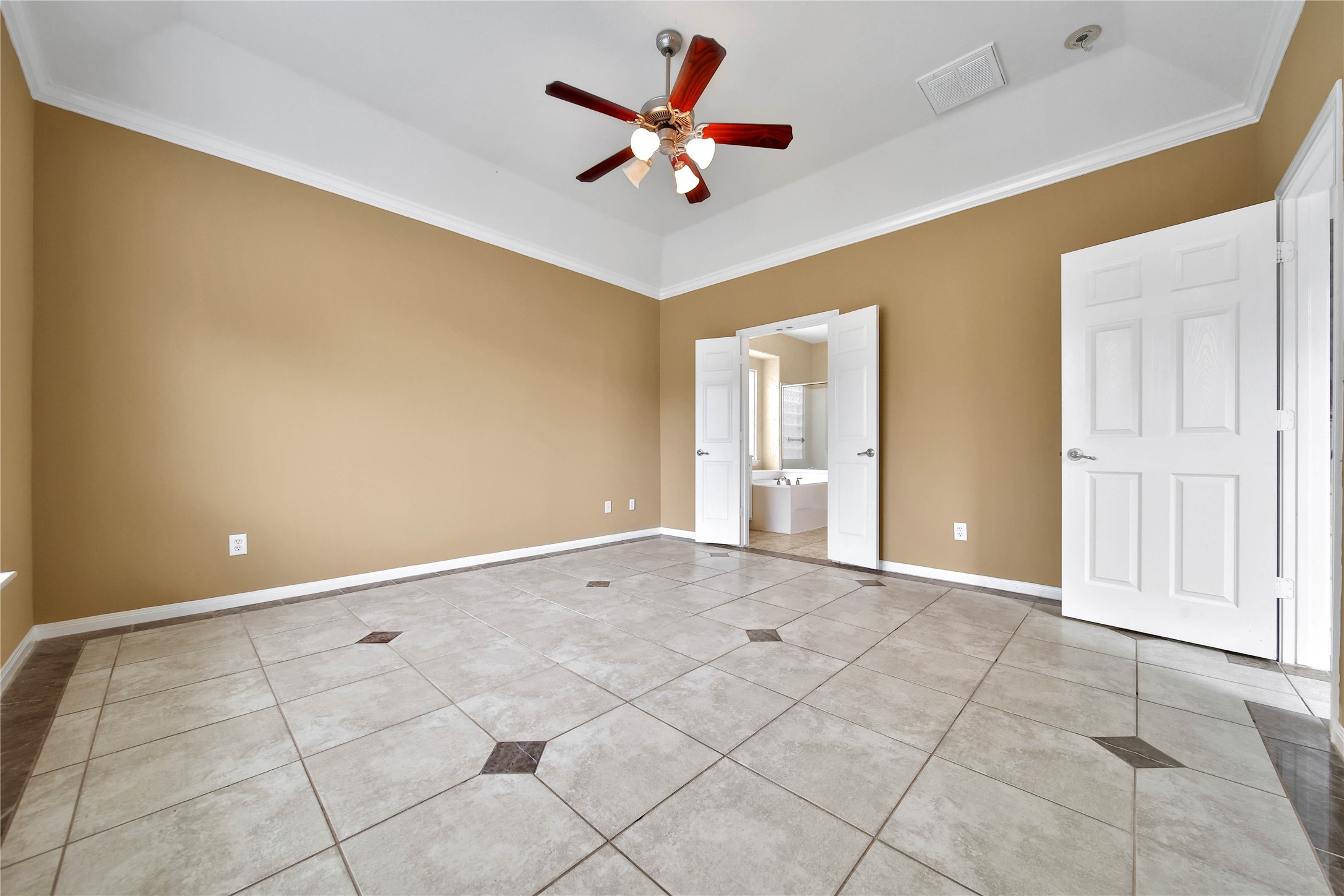 20790 Kenswick Park Drive Property Photo 13