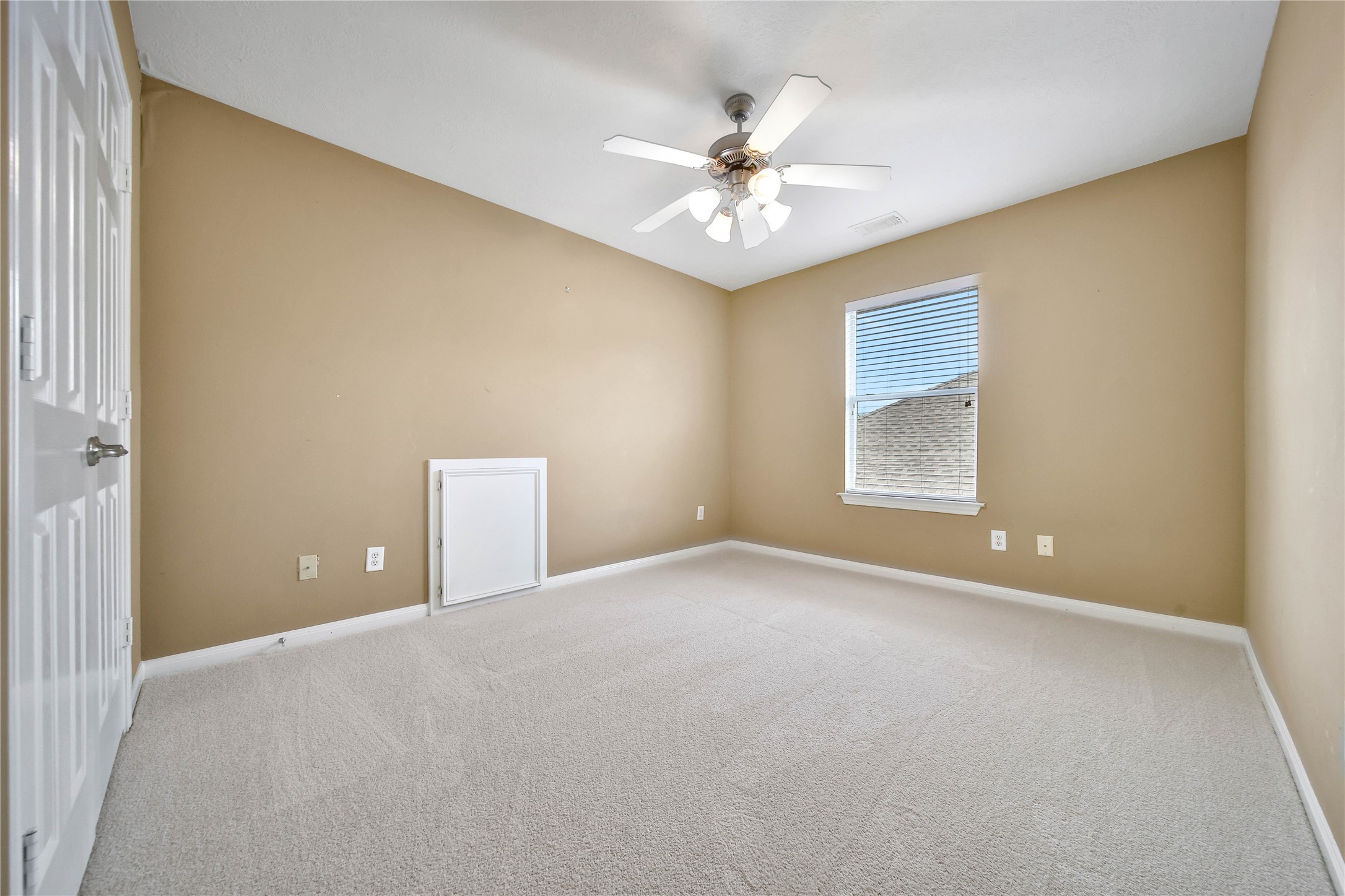 20790 Kenswick Park Drive Property Photo 21