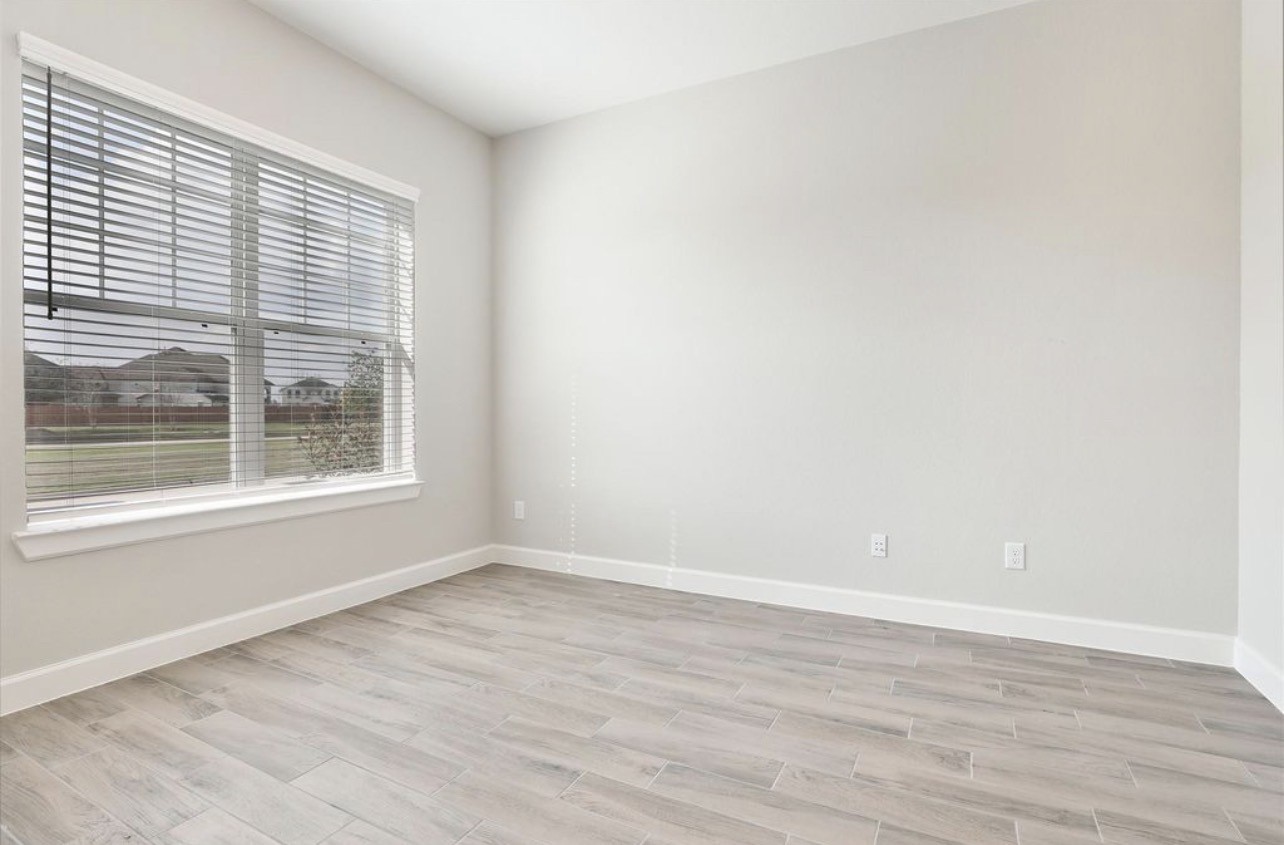 2206 Bridgeport Path Drive Property Photo 7