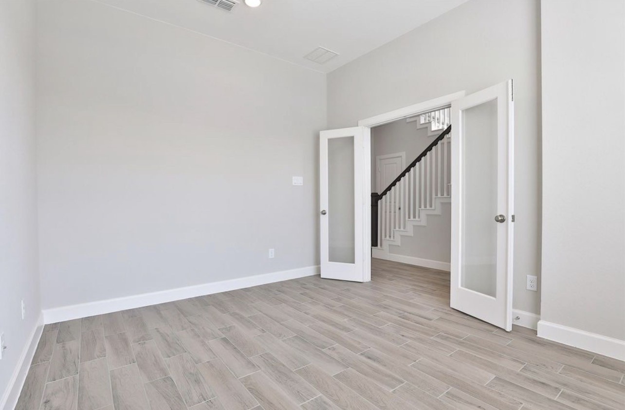 2206 Bridgeport Path Drive Property Photo 9