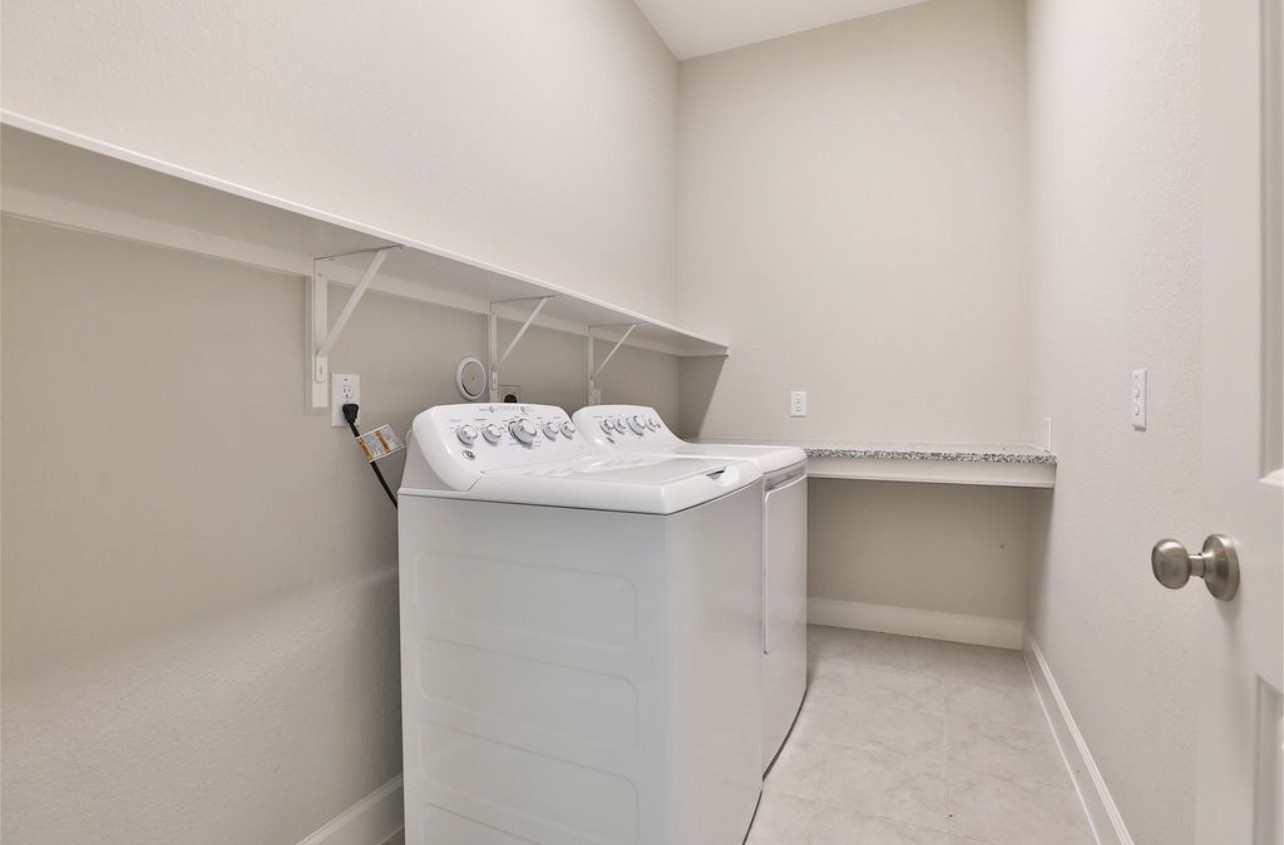 2206 Bridgeport Path Drive Property Photo 25