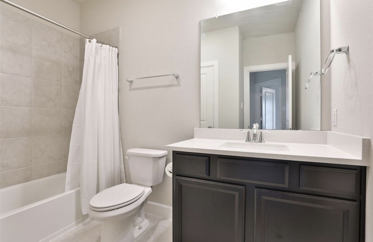 2206 Bridgeport Path Drive Property Photo 39