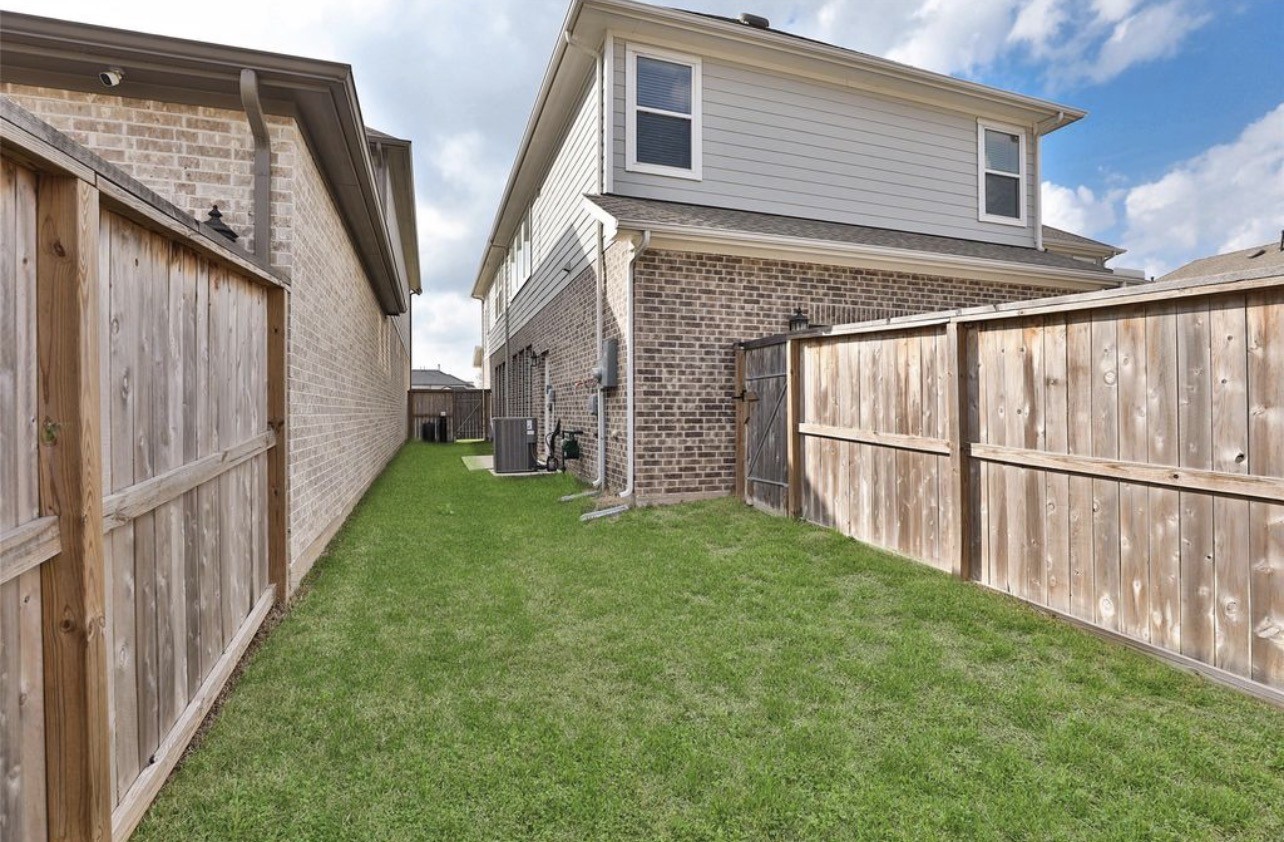 2206 Bridgeport Path Drive Property Photo 41