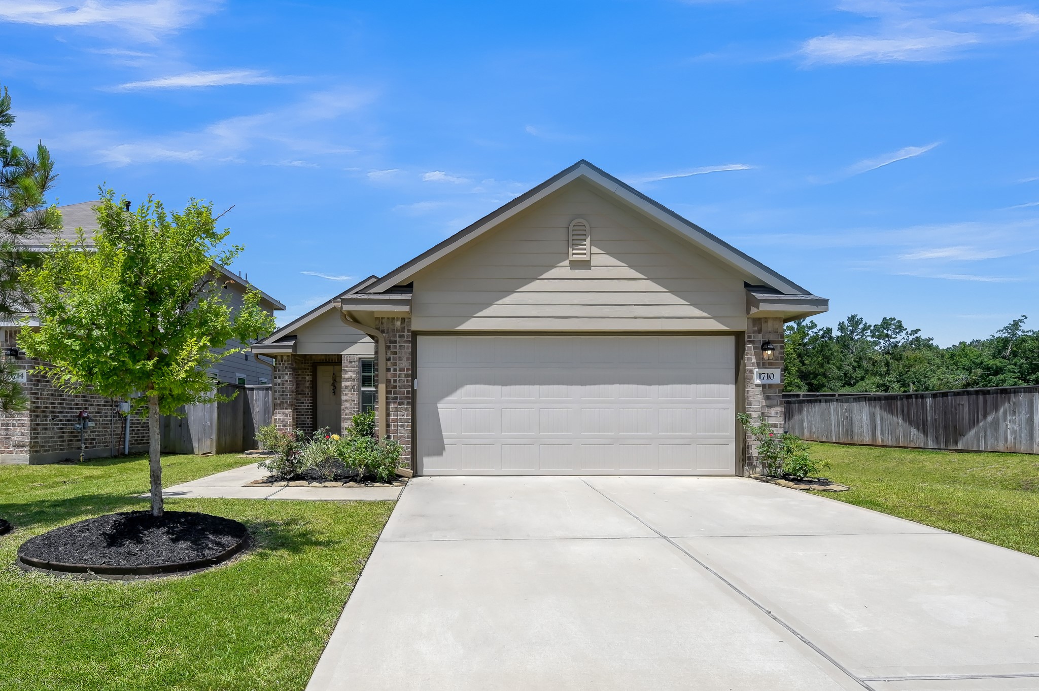 1710 Campos Court Property Photo 1