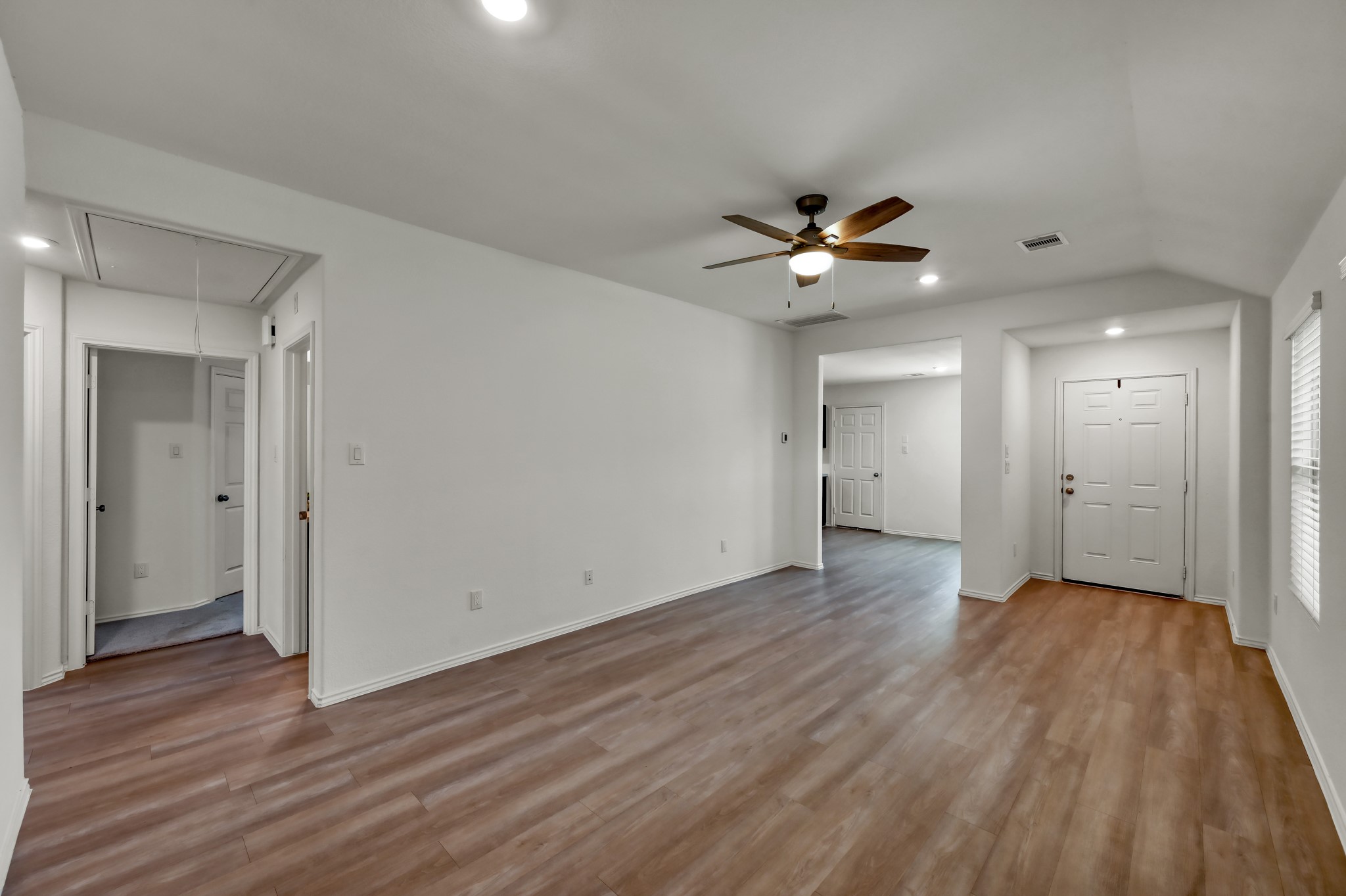 1710 Campos Court Property Photo 6