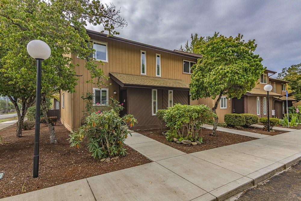501 N Moss St 50 Property Photo 2