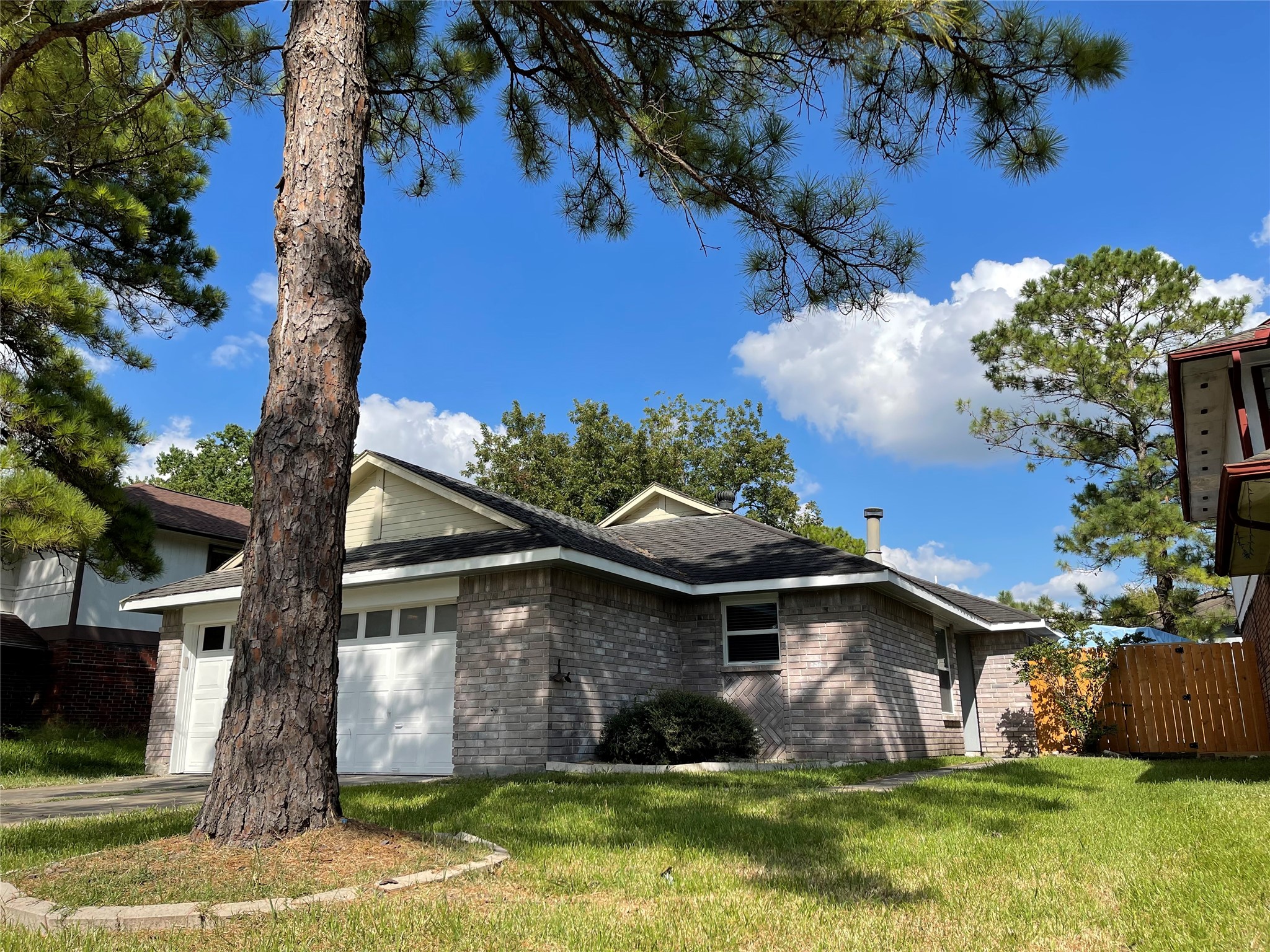 9415 Westacre Place Property Photo 1