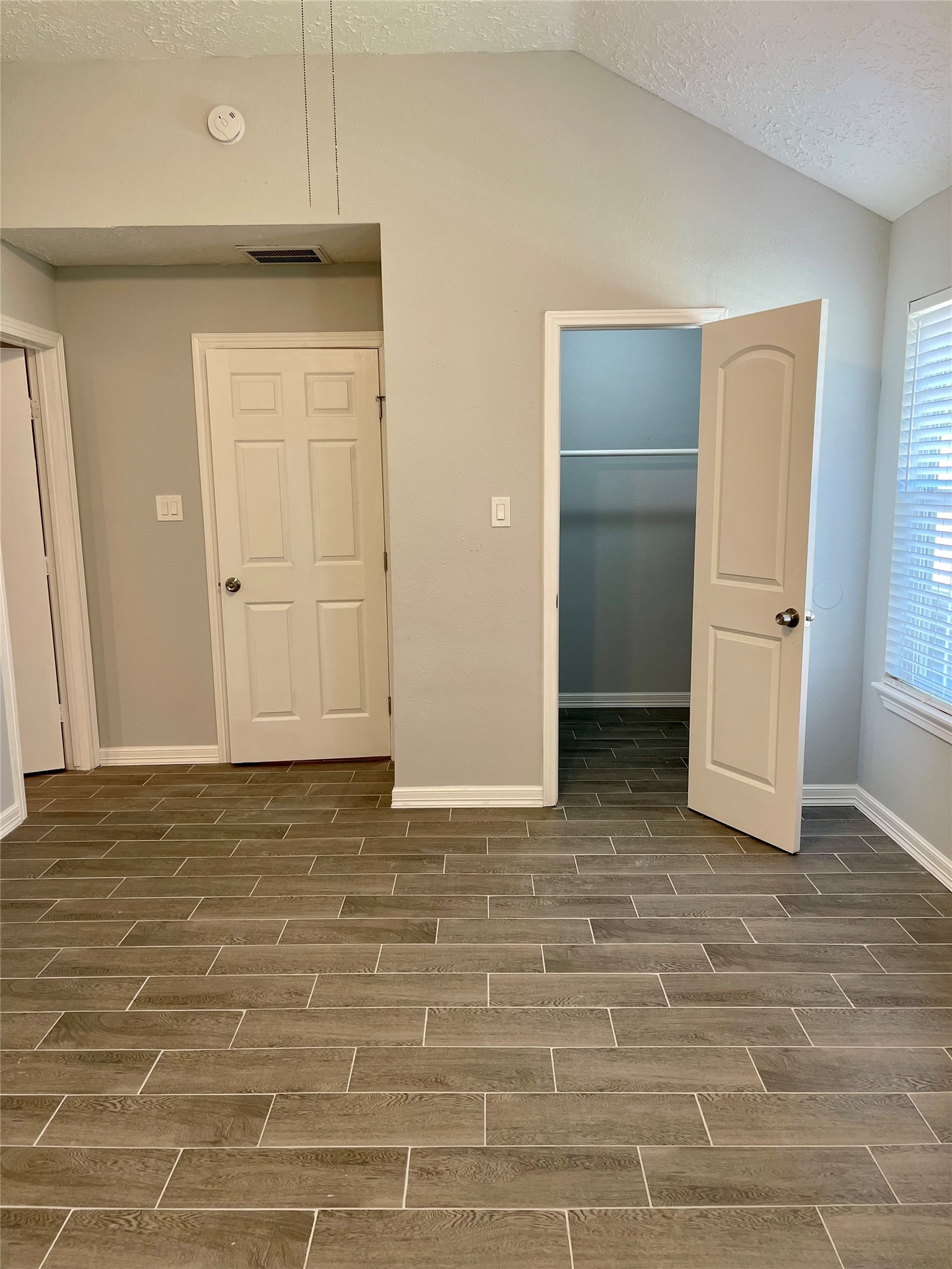9415 Westacre Place Property Photo 16