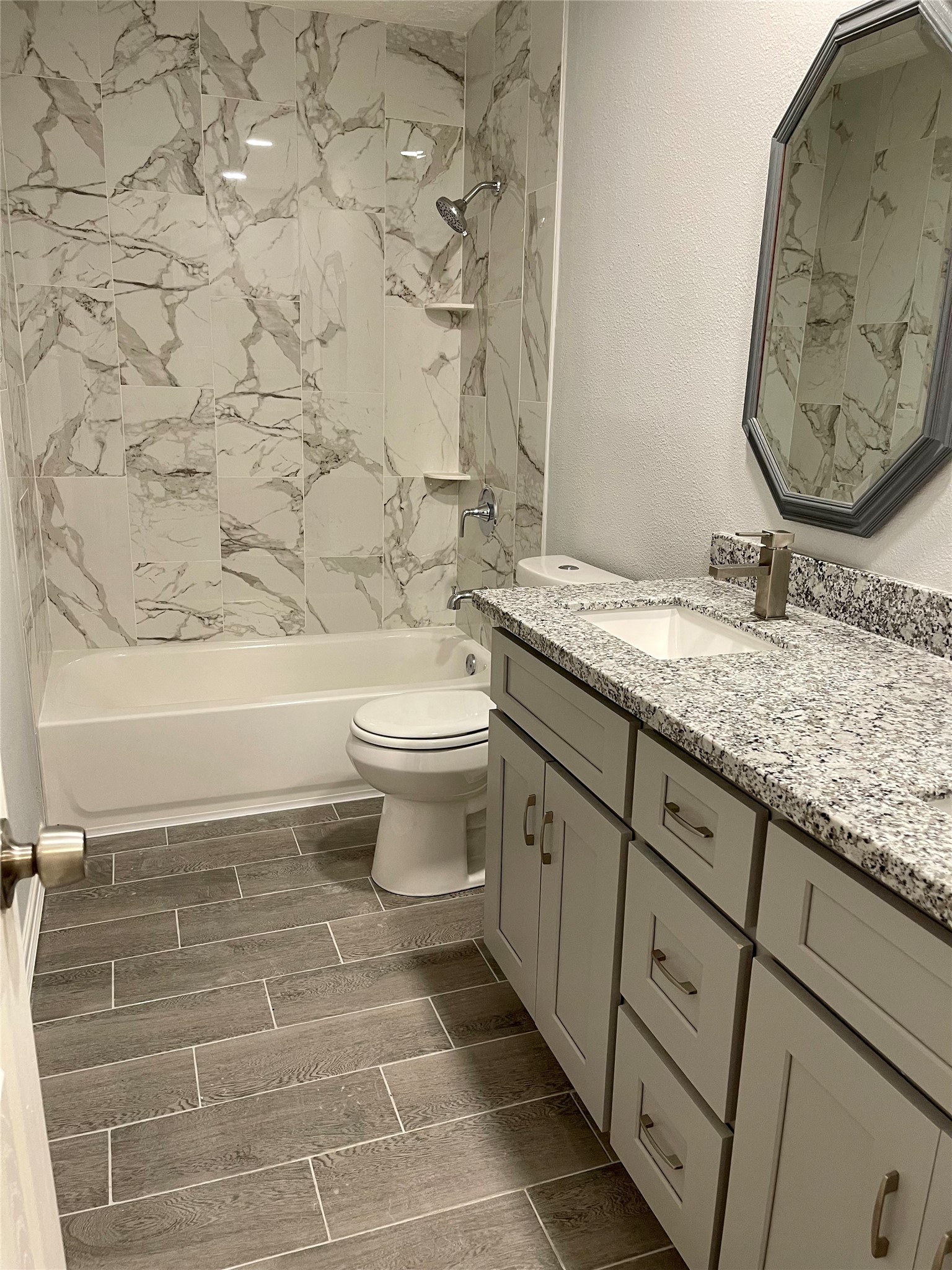 9415 Westacre Place Property Photo 28