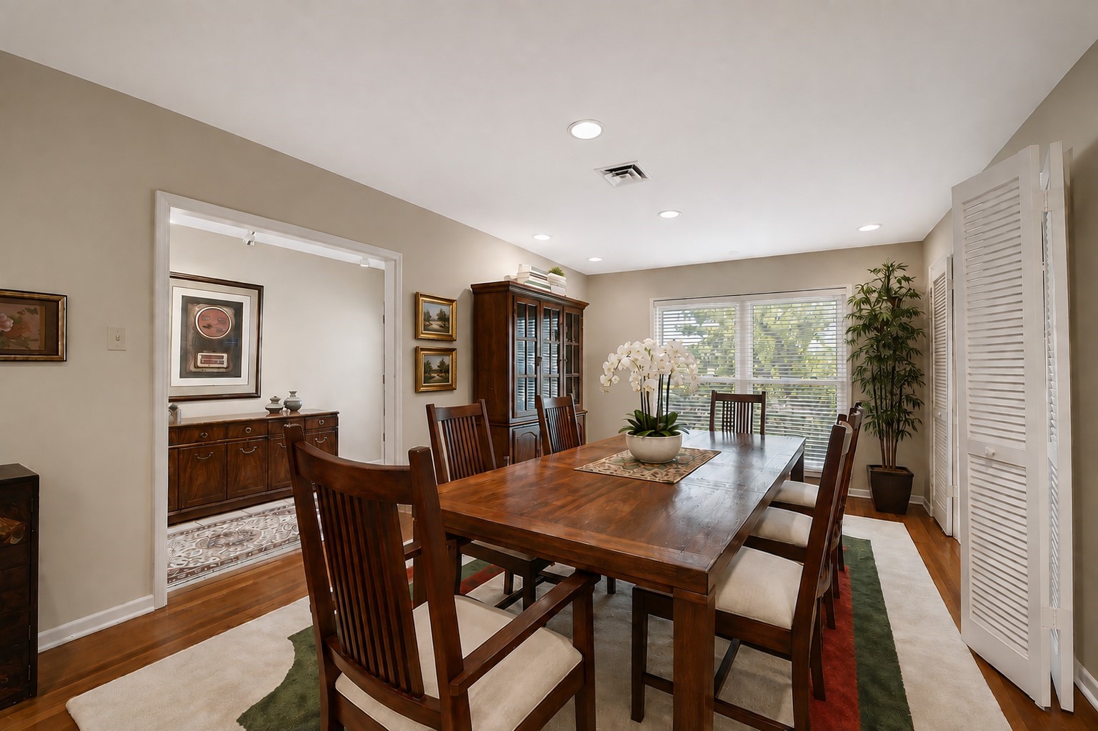 5626 Hummingbird Street Property Photo 5