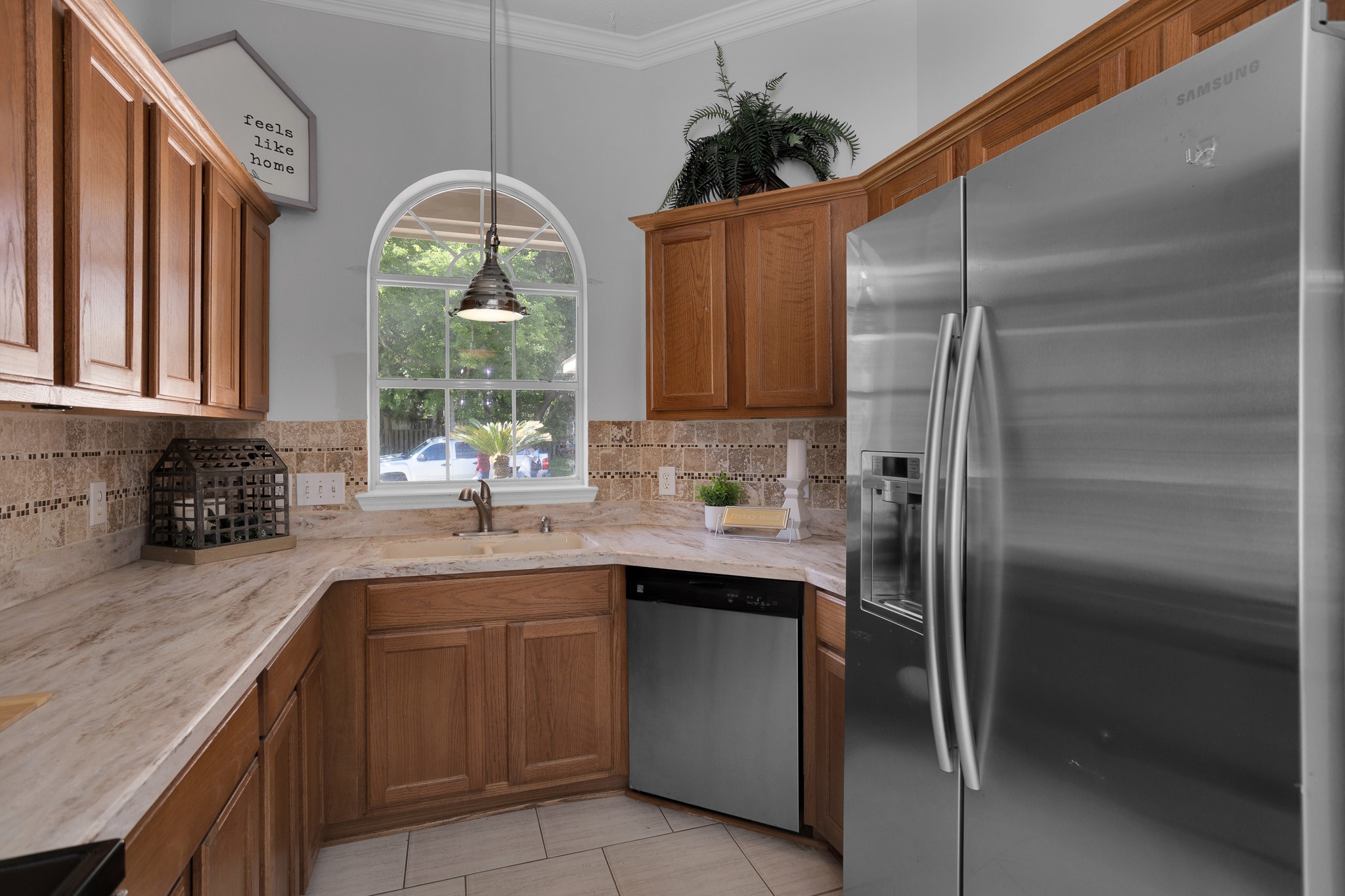106 Snug Harbor Drive Property Photo 3
