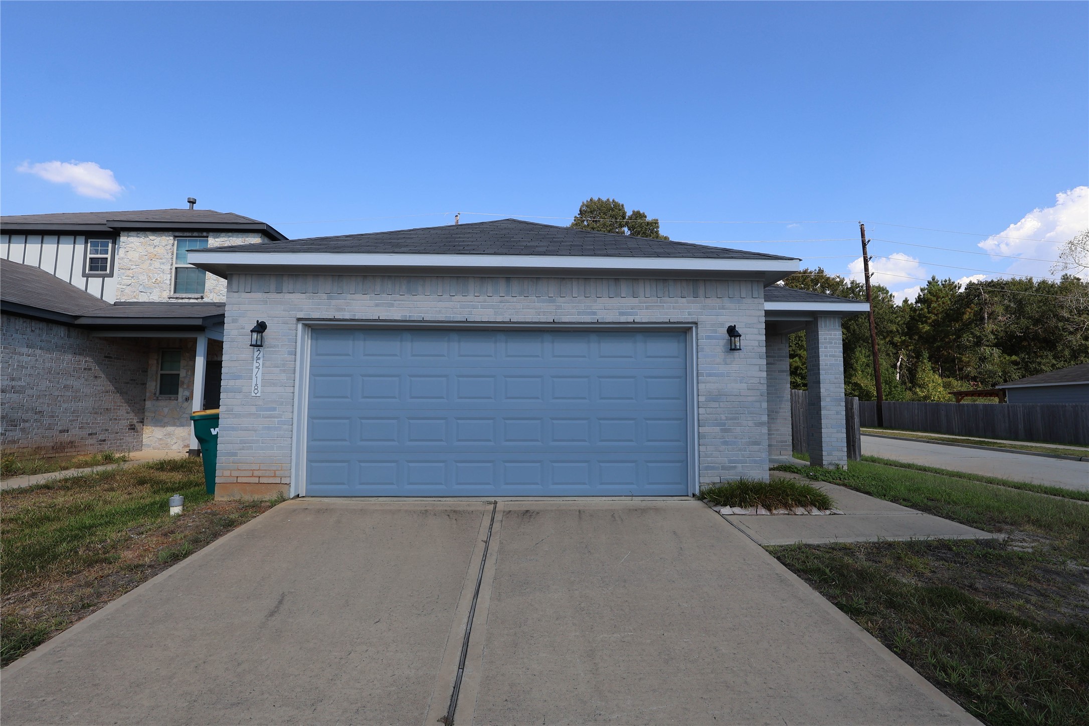 25718 Boxwood Hedge Lane Property Photo 1