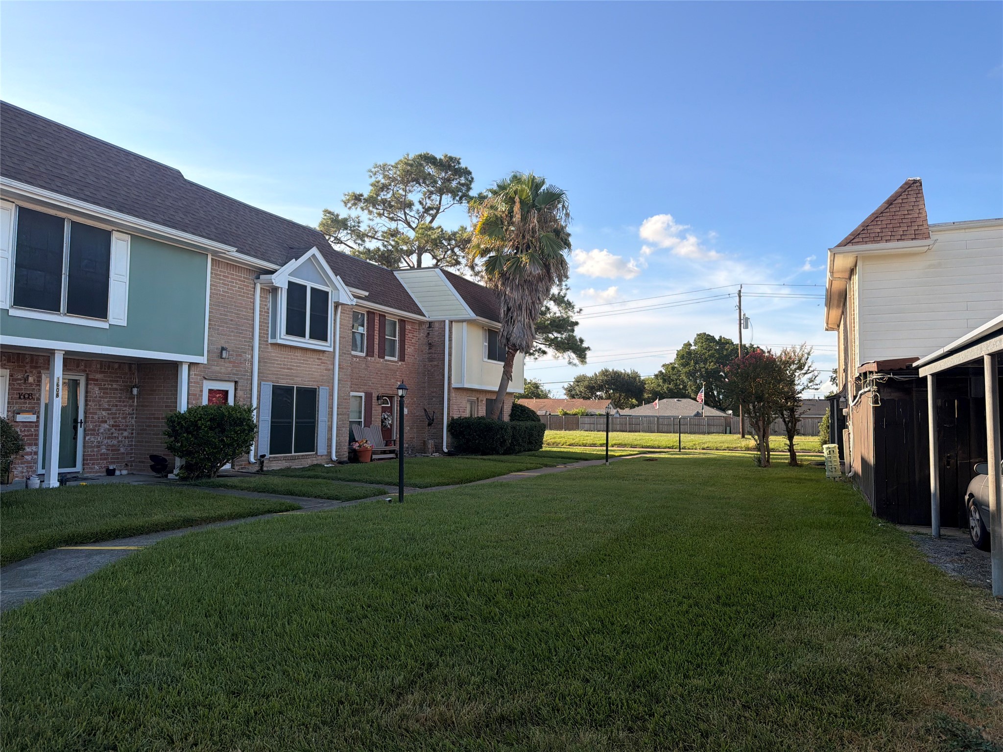 4210 Wyatt Street 7 Property Photo 6