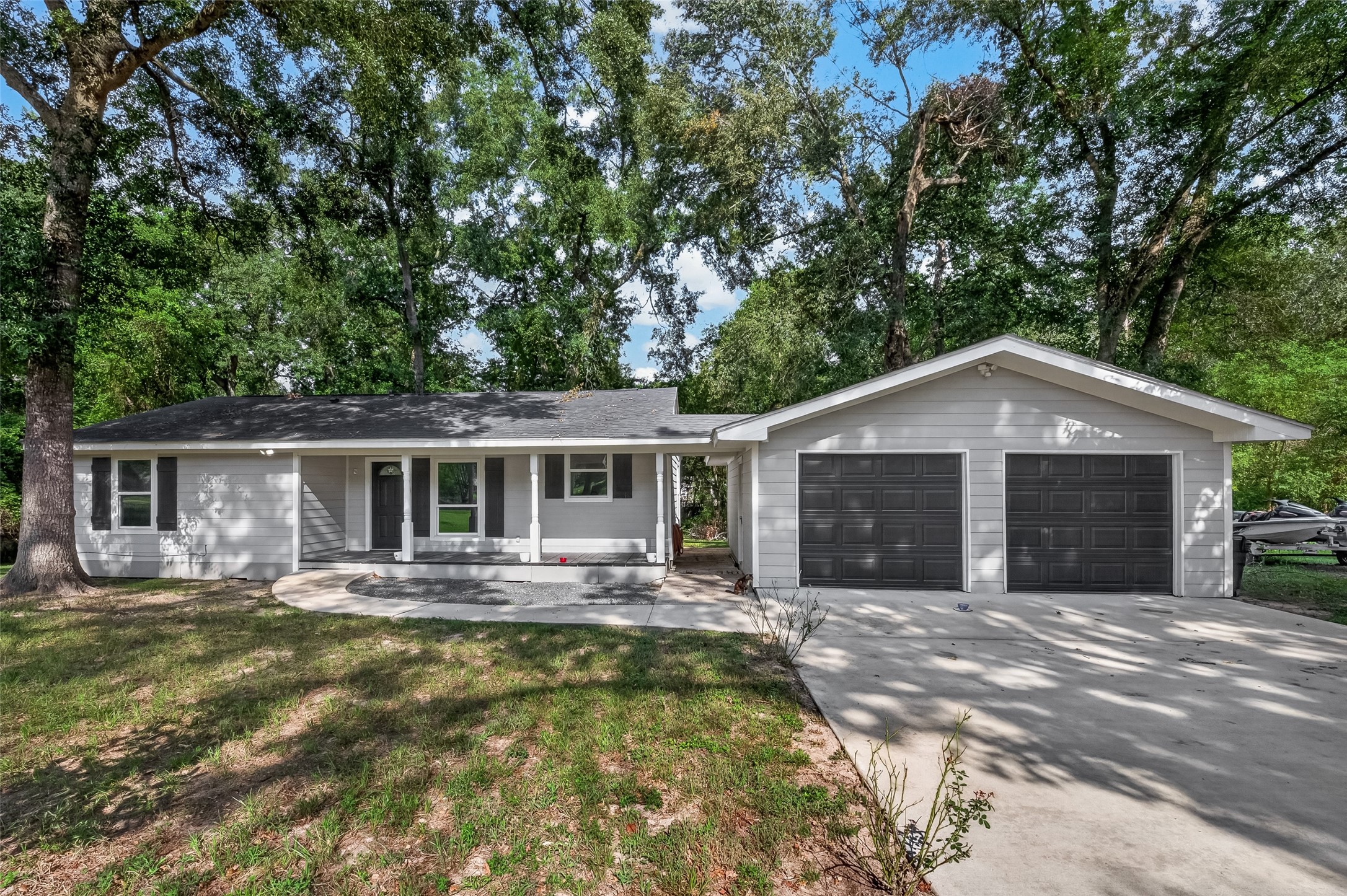 10747 Doe Hill Drive Property Photo 2