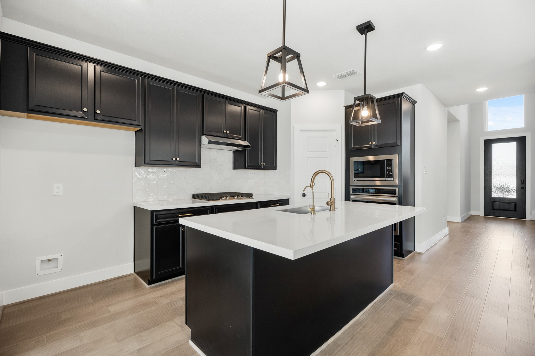 10231 Van Gogh Court Property Photo 1