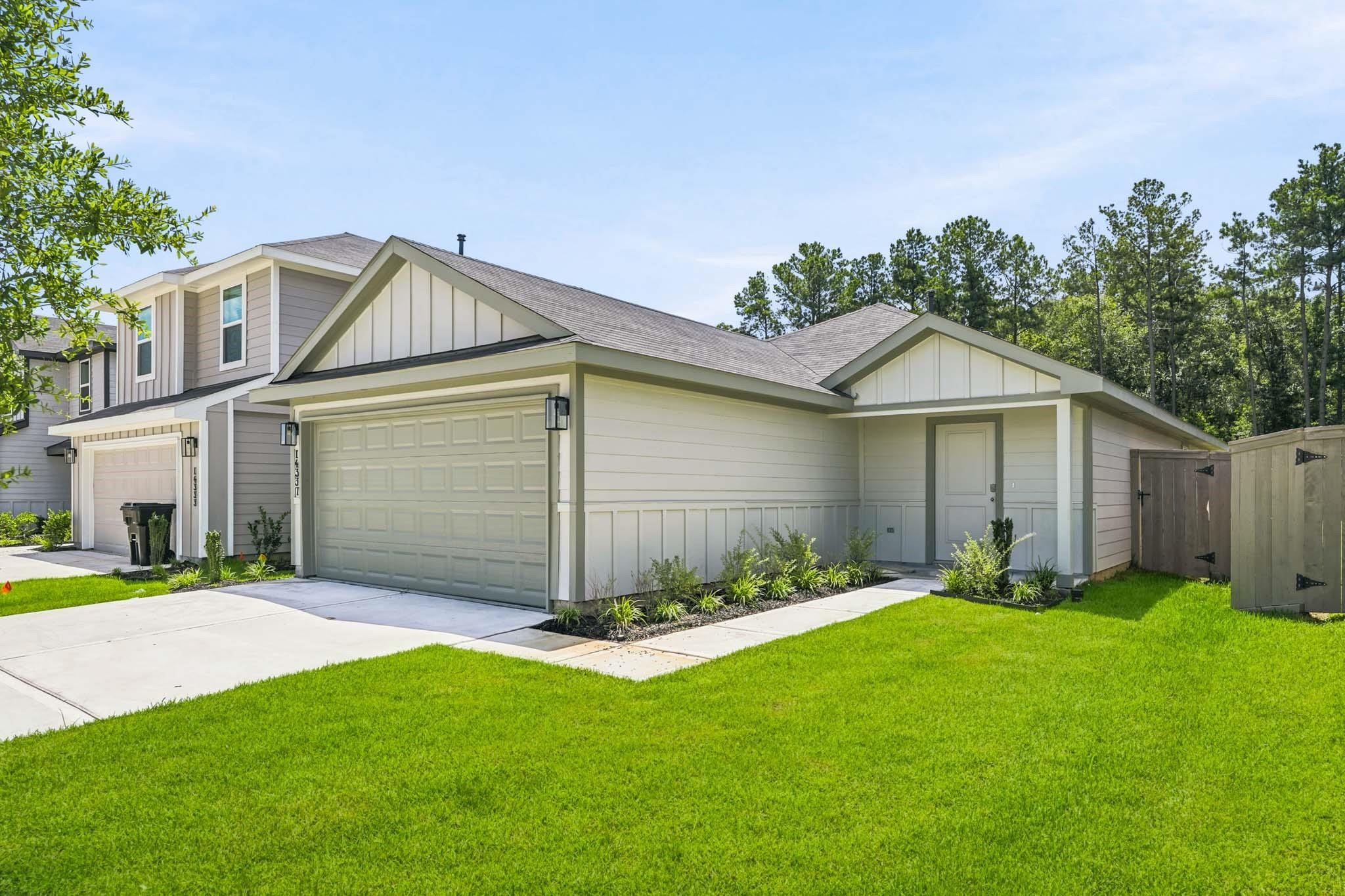 14337 Tawny Street Property Photo 2