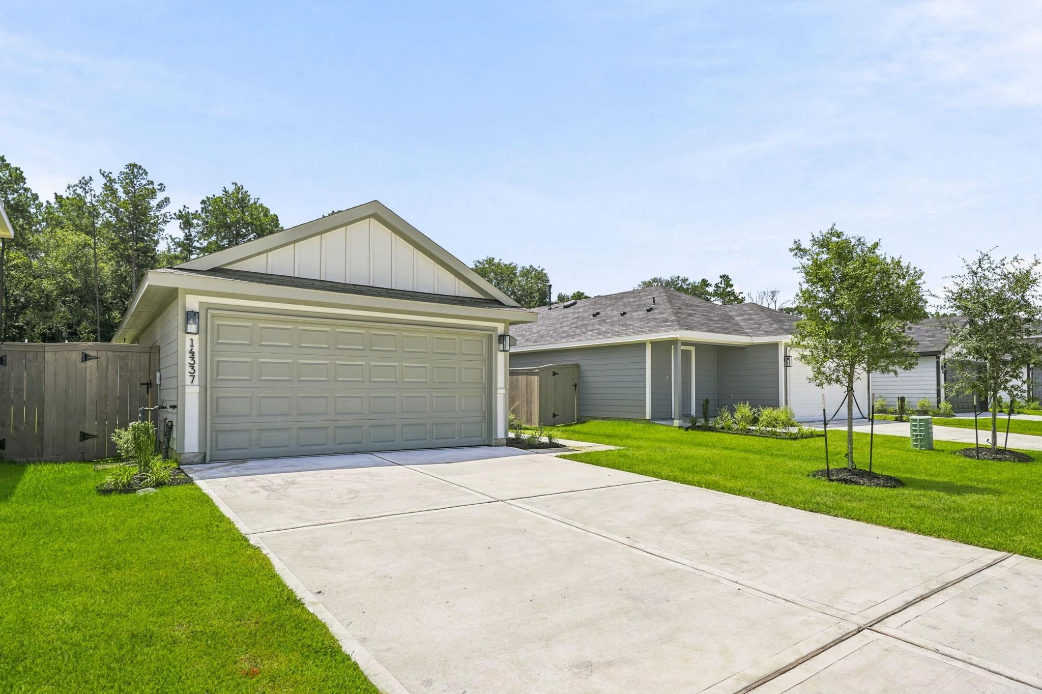 14337 Tawny Street Property Photo 3