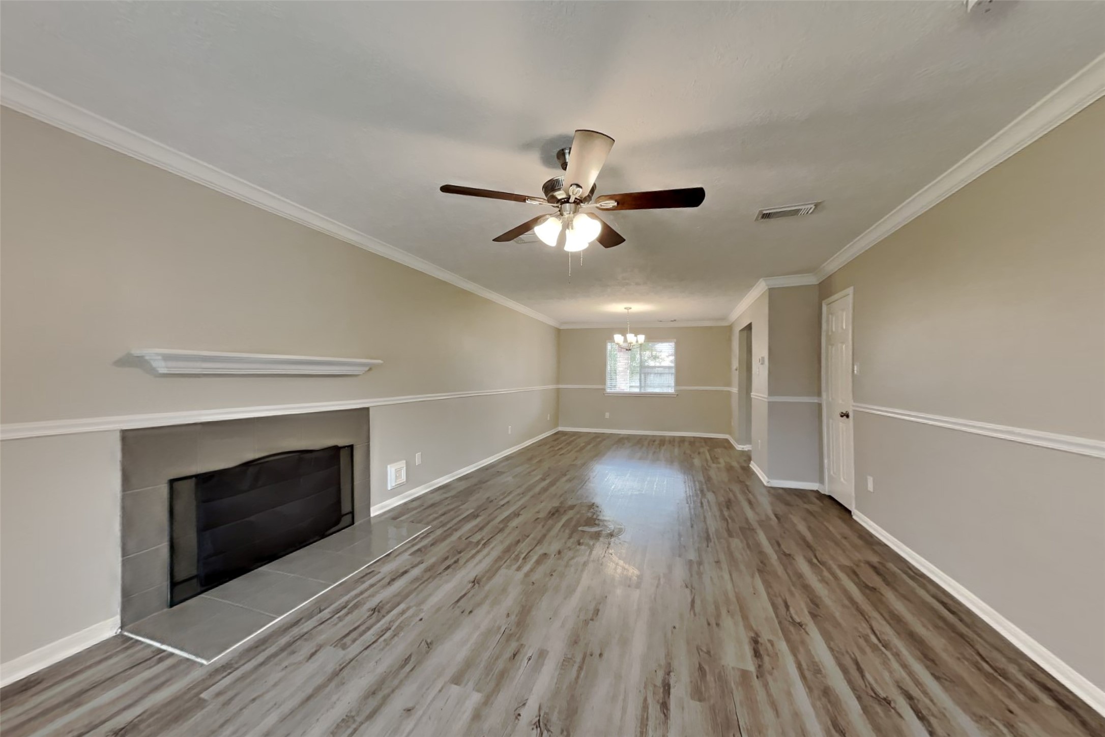 21884 Whispering Forest Drive Property Photo 3