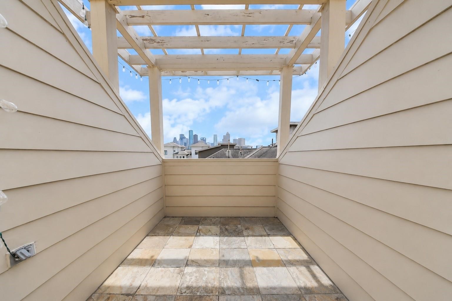 1406 Stanford Street D Property Photo 3
