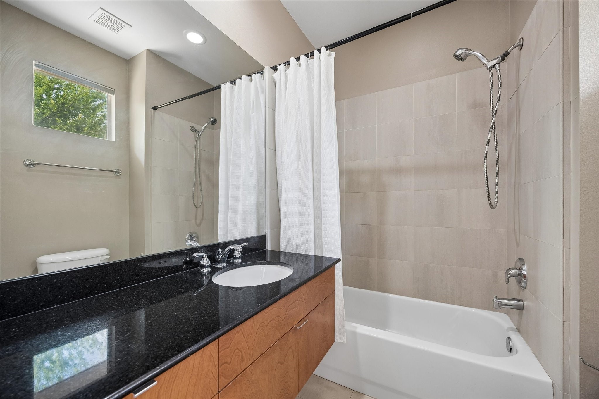 1406 Stanford Street D Property Photo 18