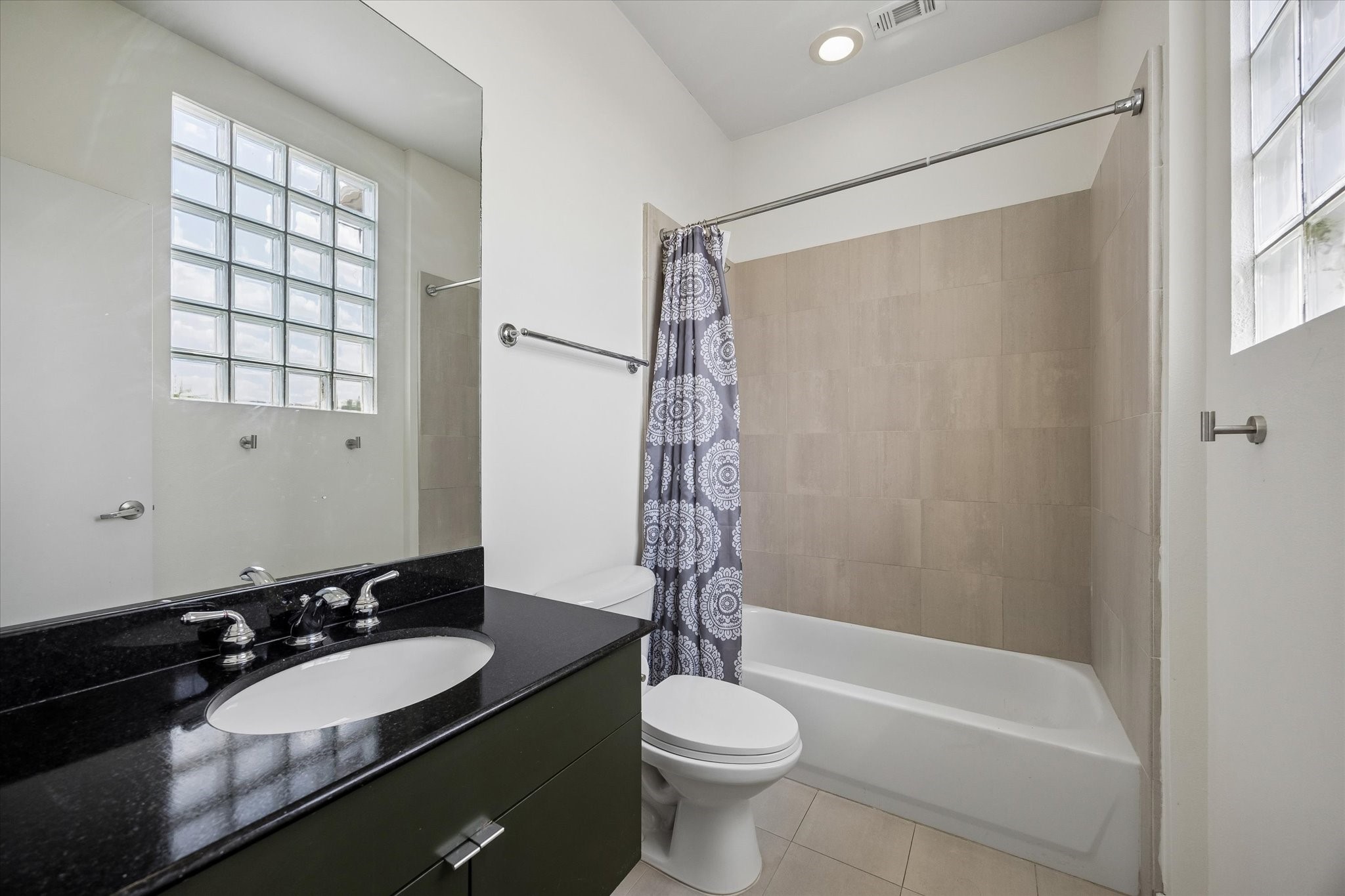 1406 Stanford Street D Property Photo 21