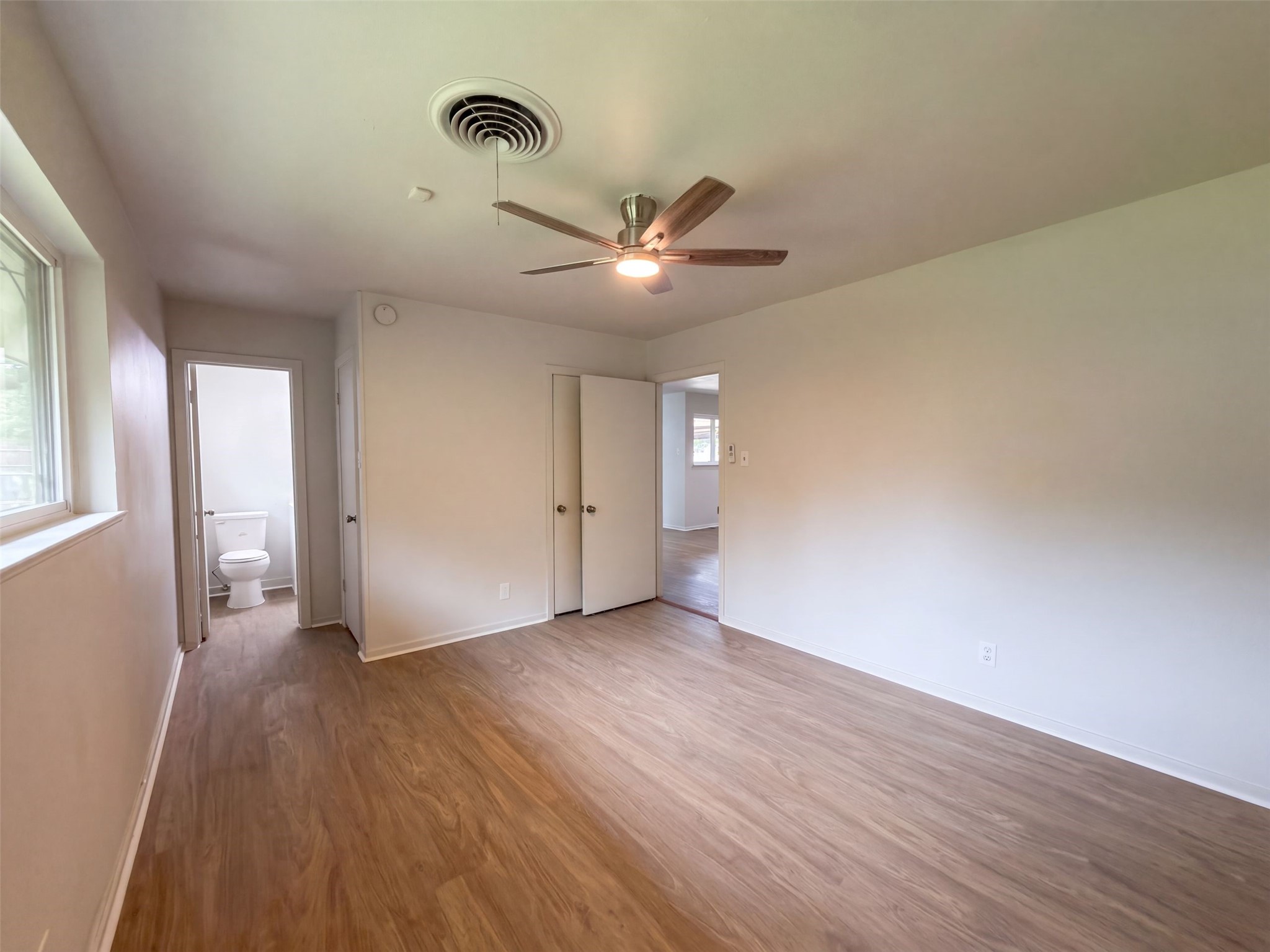 7706 Marinette Drive Property Photo 4