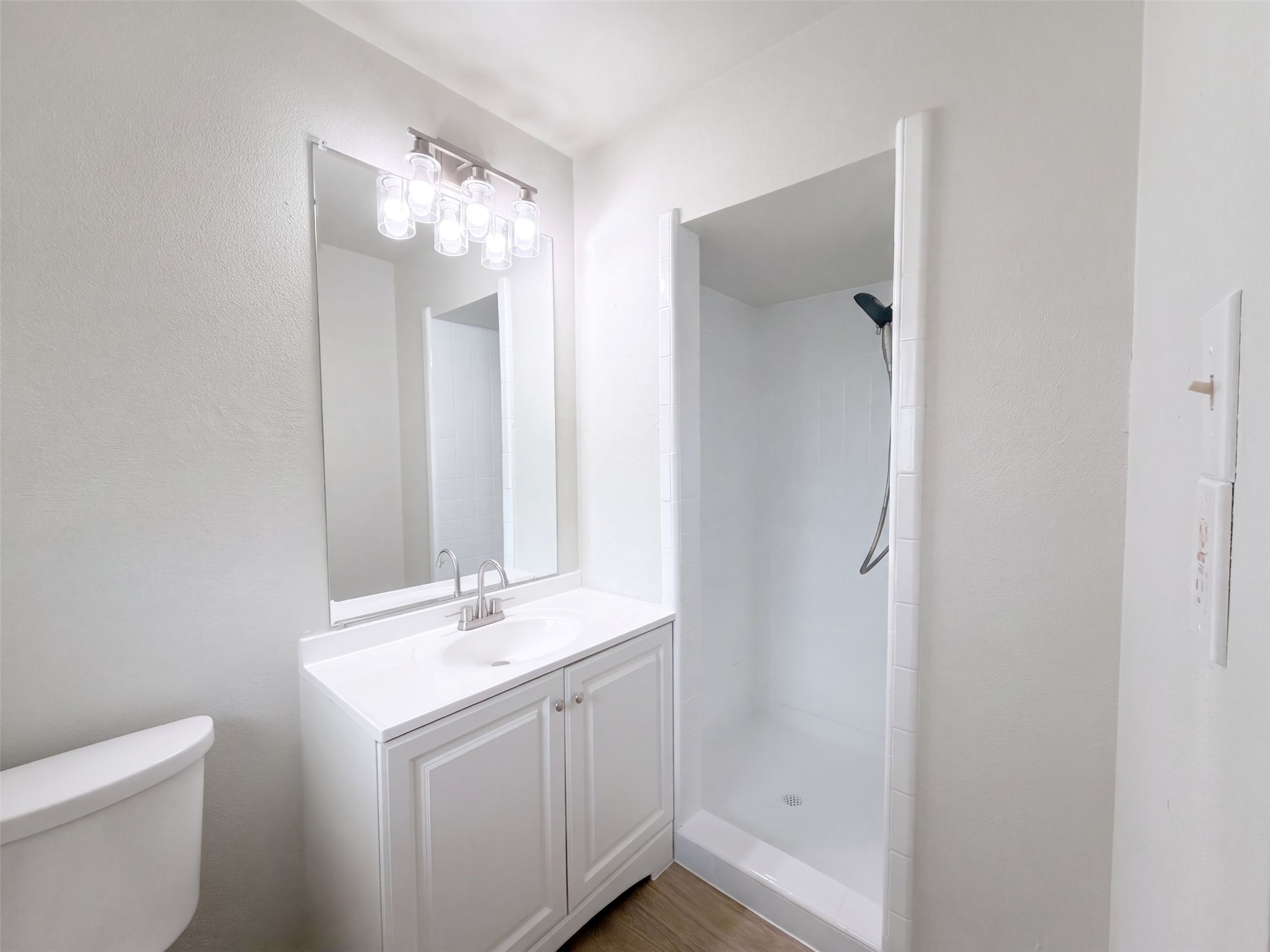 7706 Marinette Drive Property Photo 16