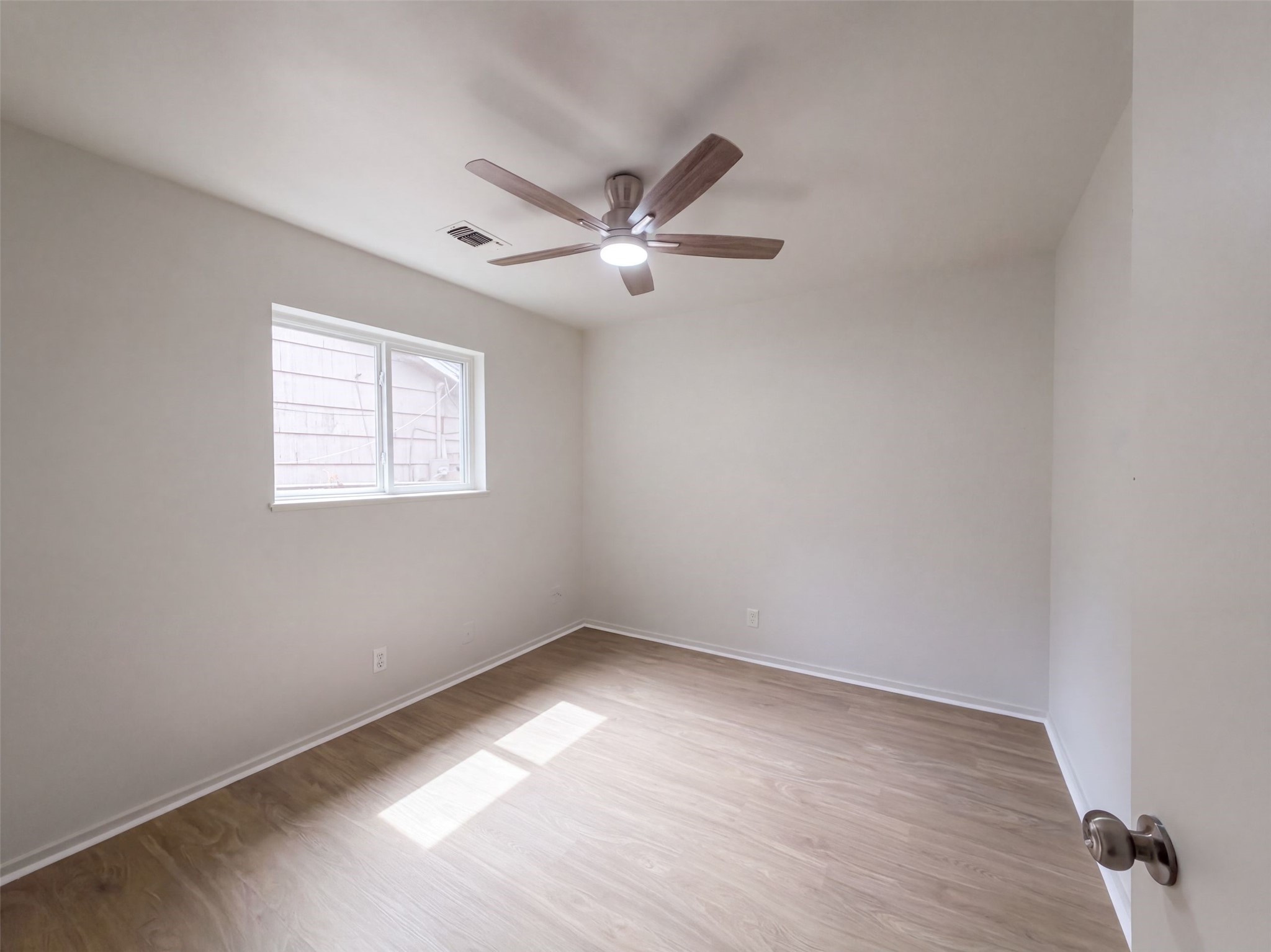 7706 Marinette Drive Property Photo 22