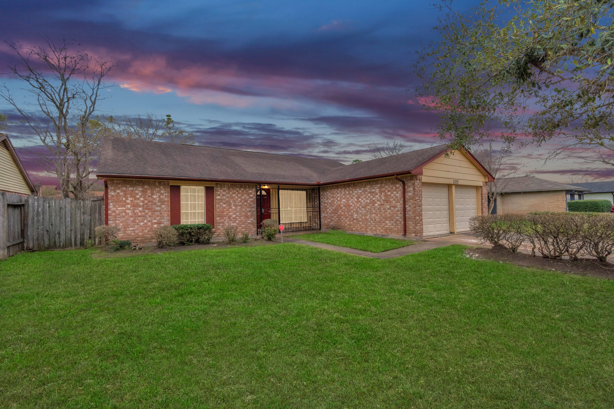 1315 Twining Oaks Lane Property Photo 1
