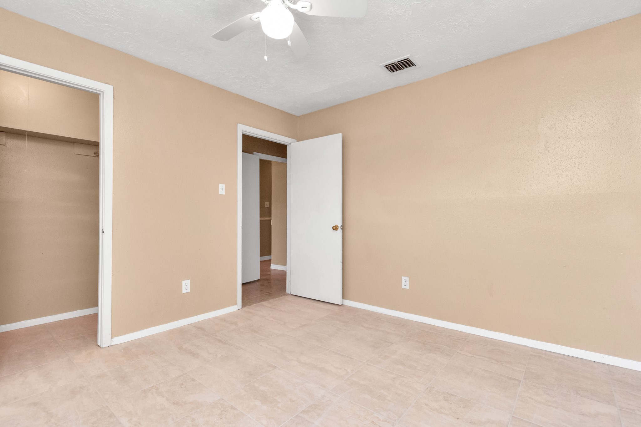 1315 Twining Oaks Lane Property Photo 16