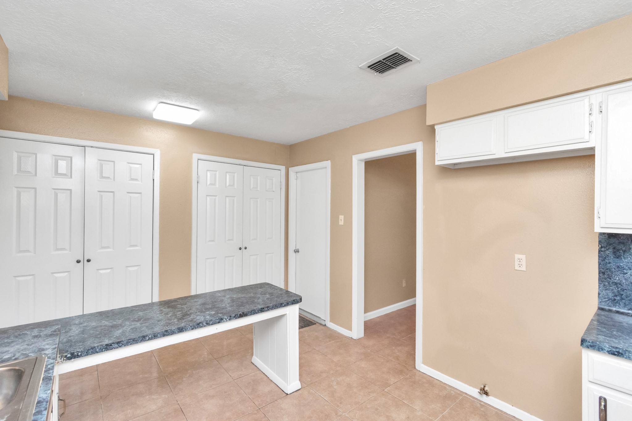 1315 Twining Oaks Lane Property Photo 25