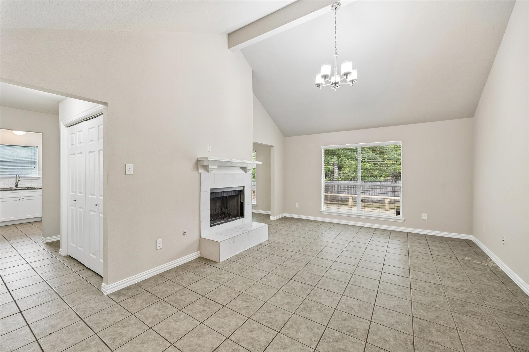 3530 Valerie Lane Property Photo 4