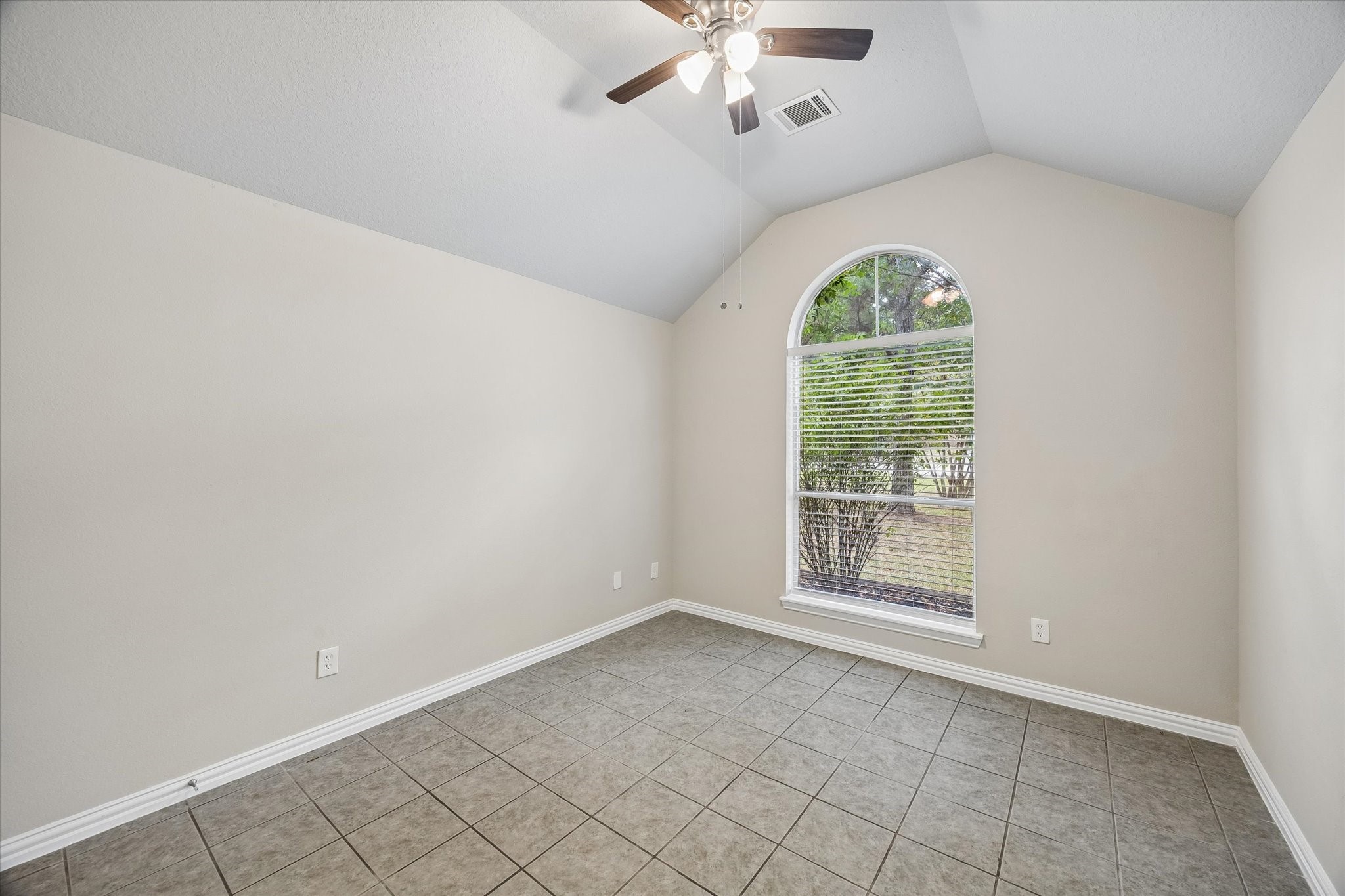 3530 Valerie Lane Property Photo 18