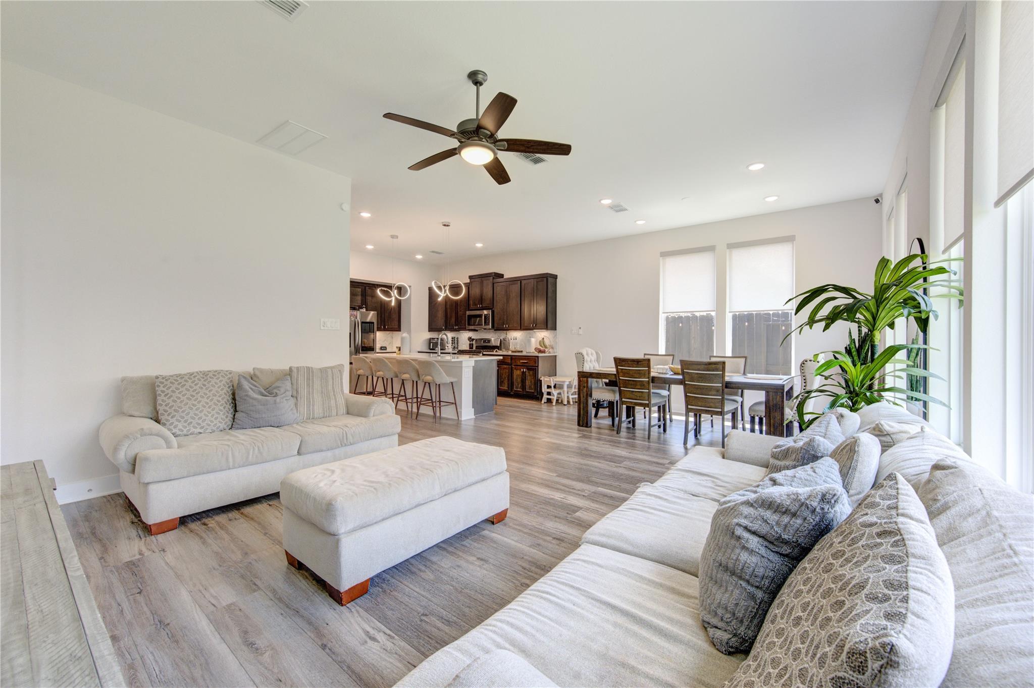 26306 Camden Canyon Avenue Property Photo 3