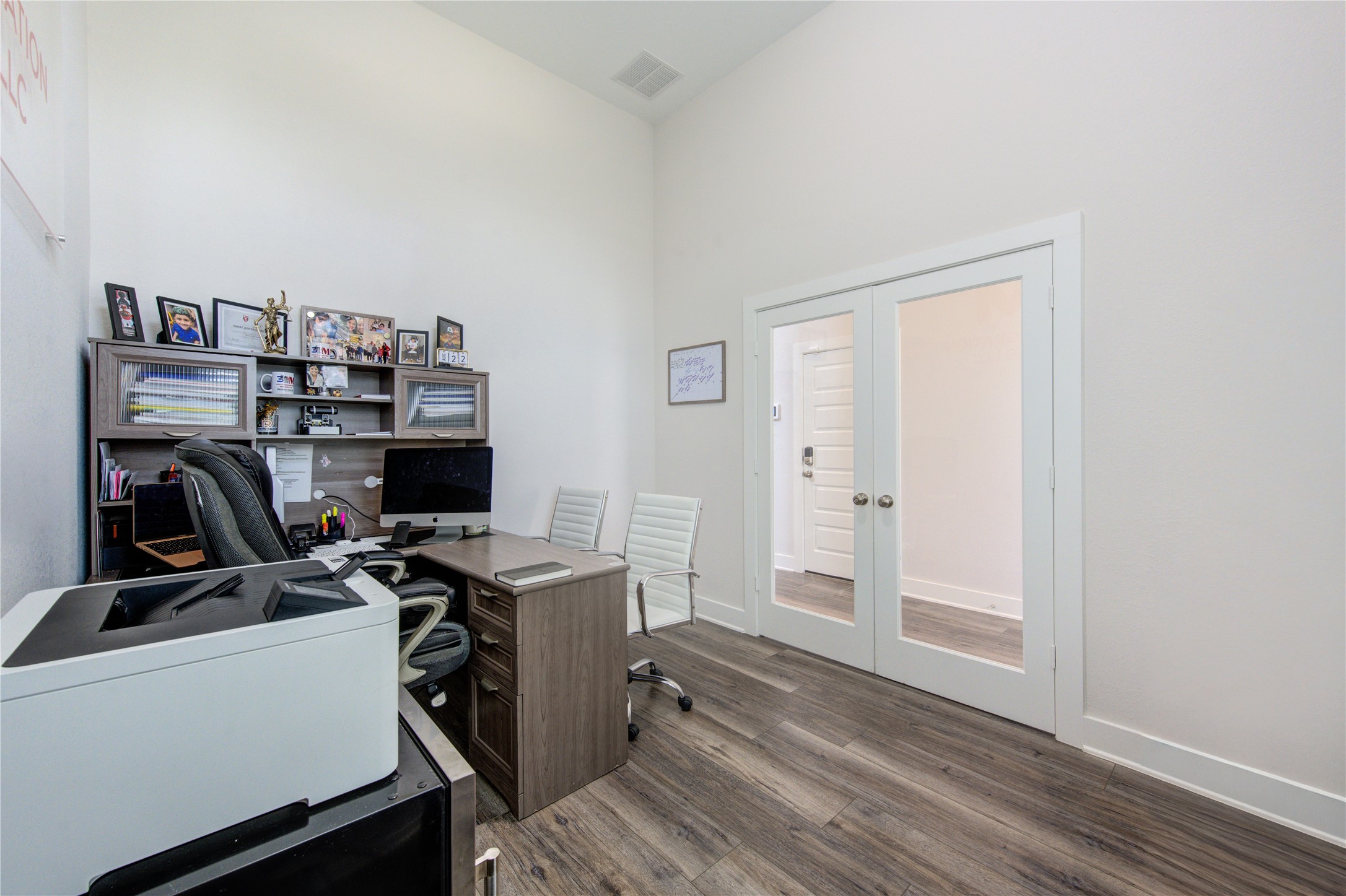 26306 Camden Canyon Avenue Property Photo 15