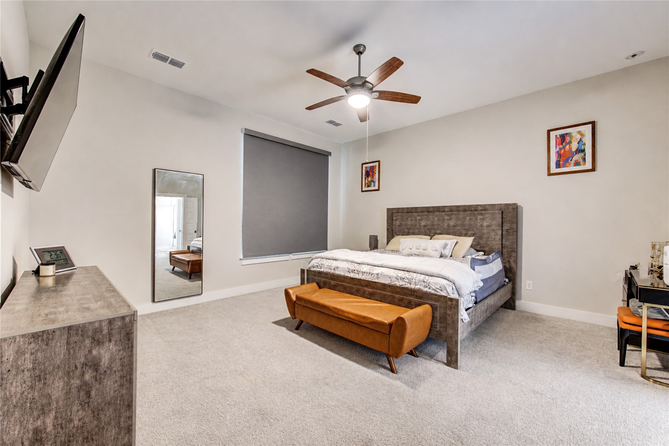 26306 Camden Canyon Avenue Property Photo 19