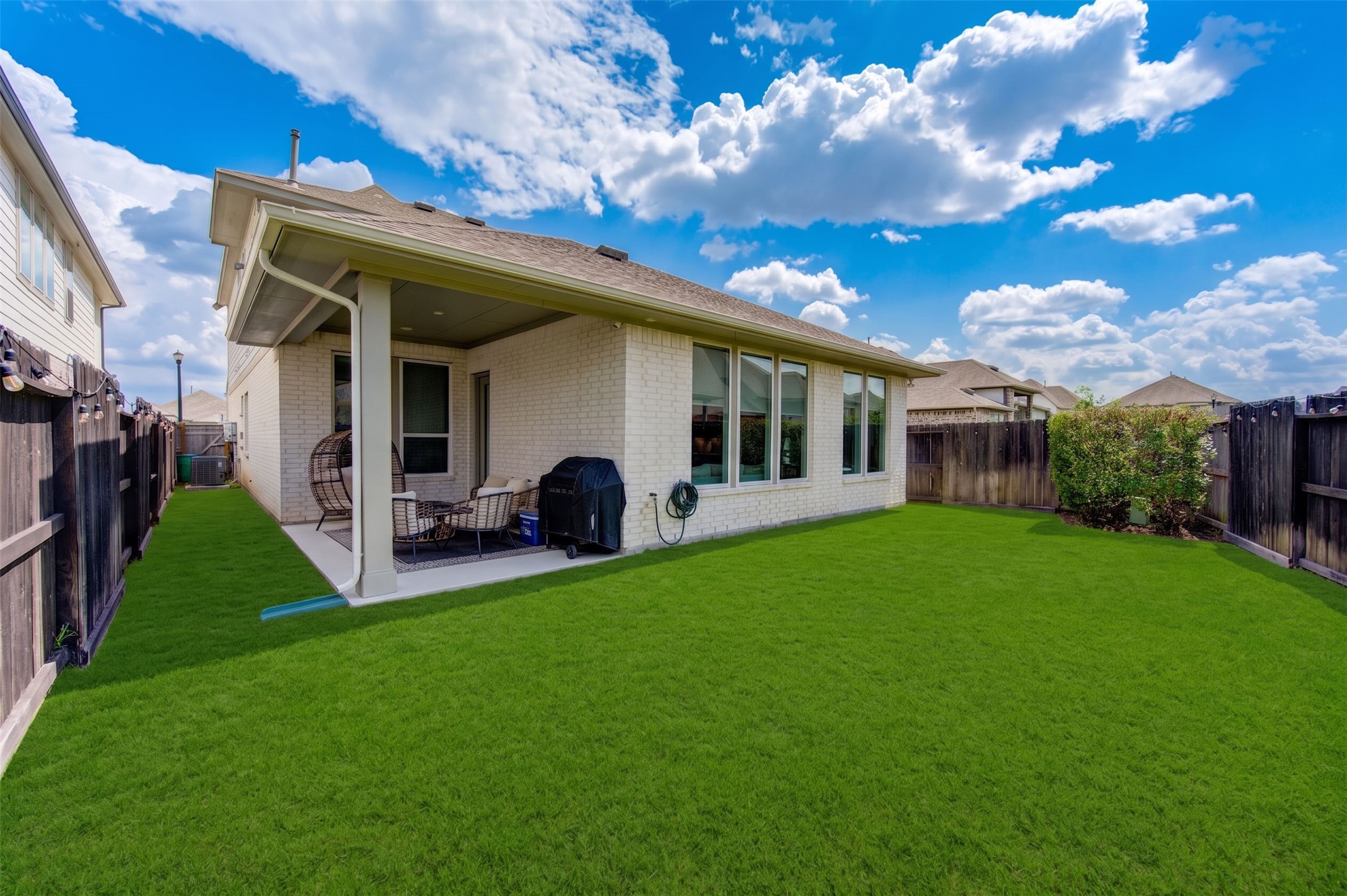 26306 Camden Canyon Avenue Property Photo 34