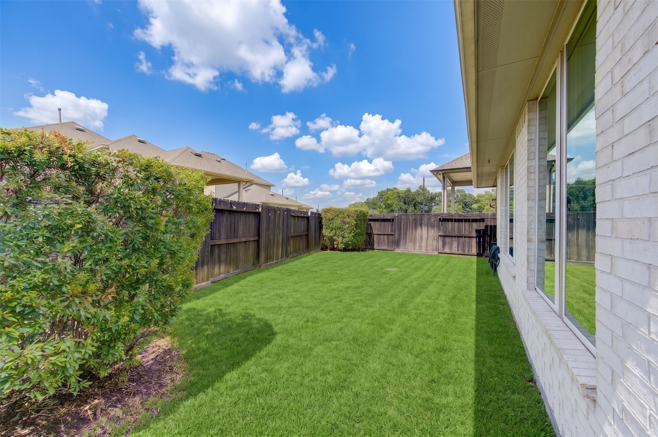 26306 Camden Canyon Avenue Property Photo 35