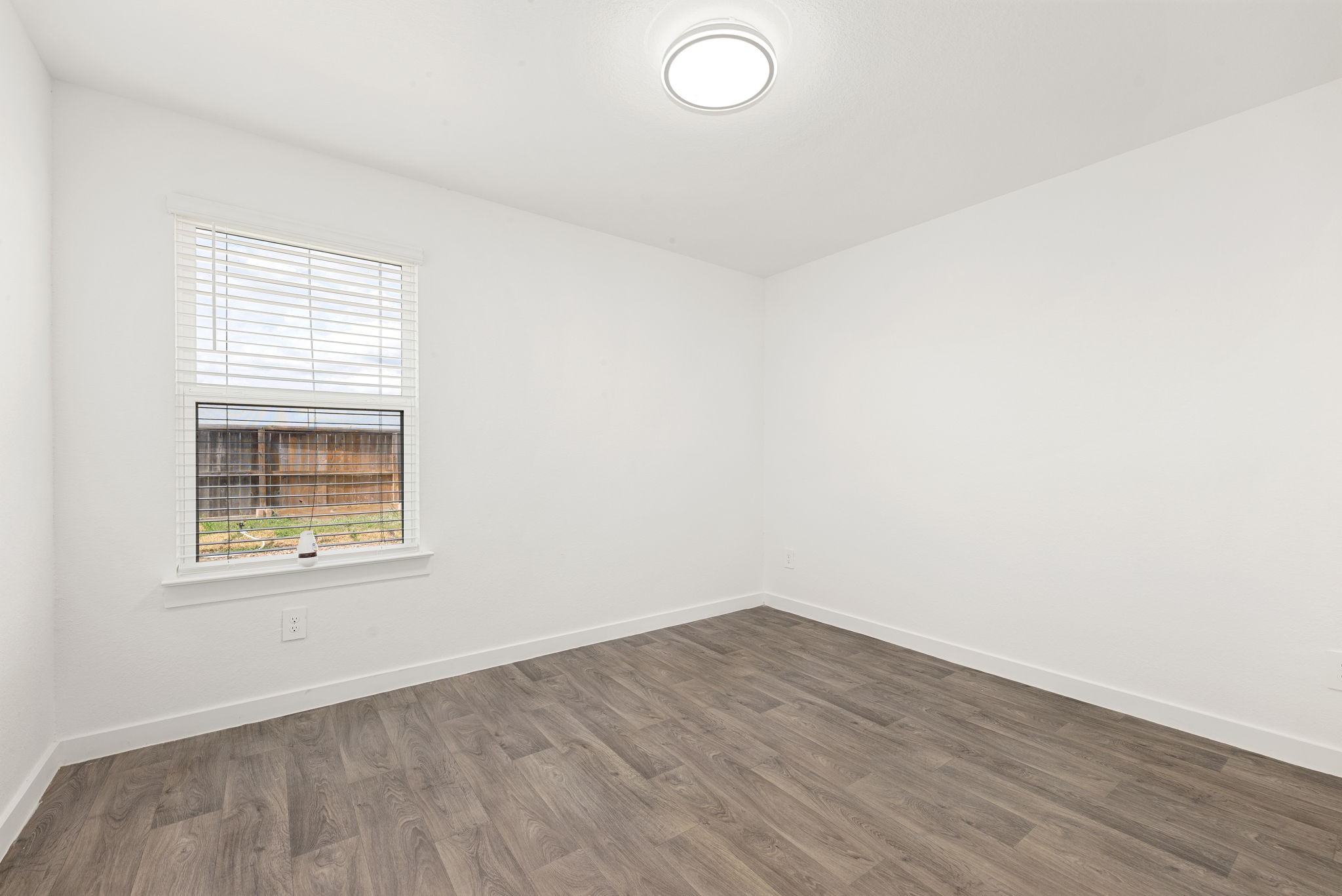 6931 Dell Vista Drive Property Photo 33