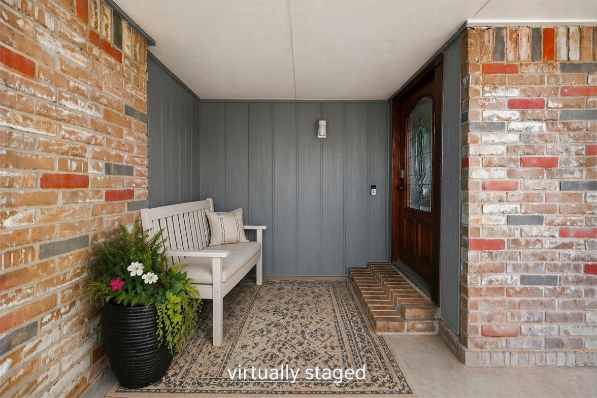 5323 Windsong Trail Property Photo 7