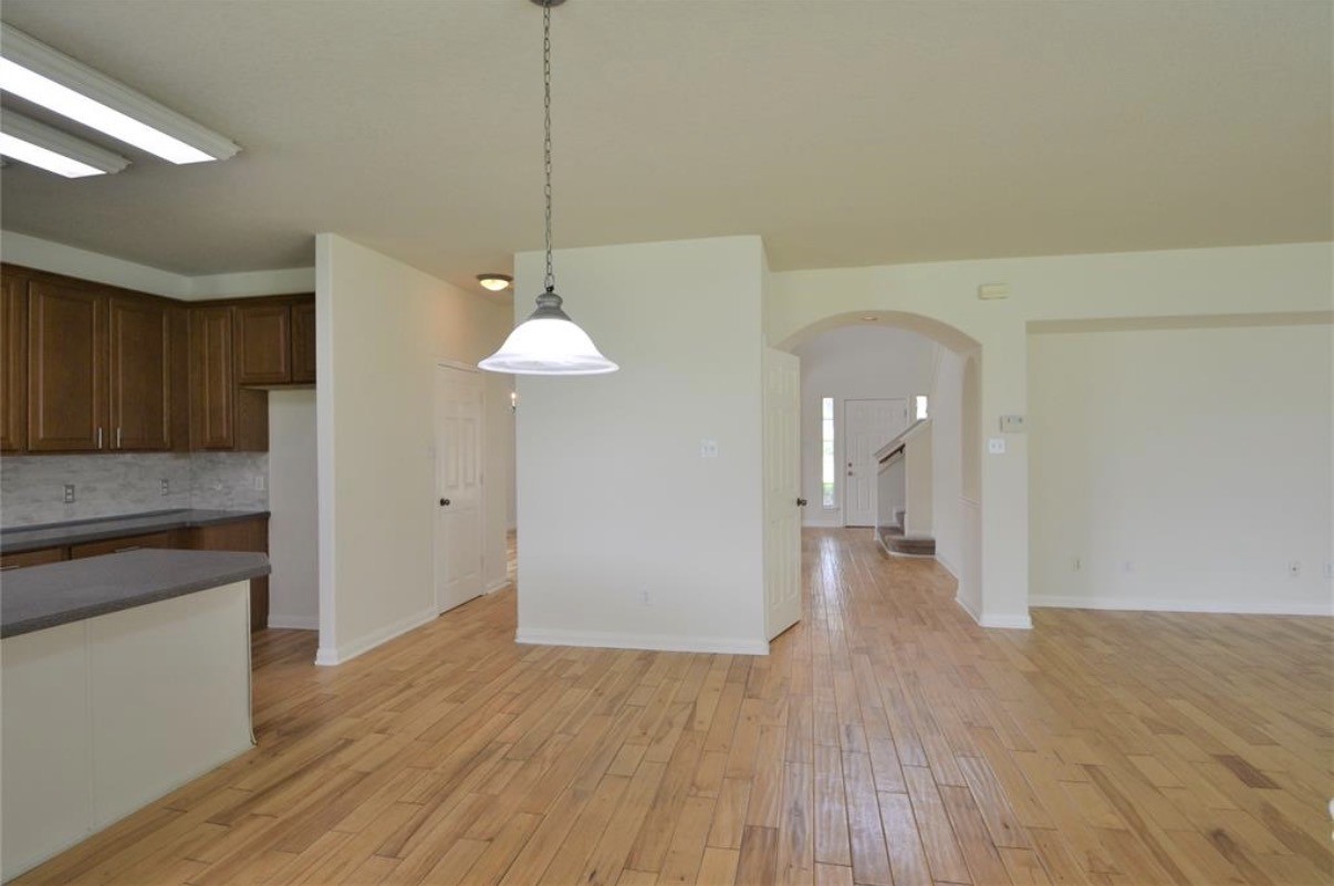 2110 Banfield Court Property Photo 17