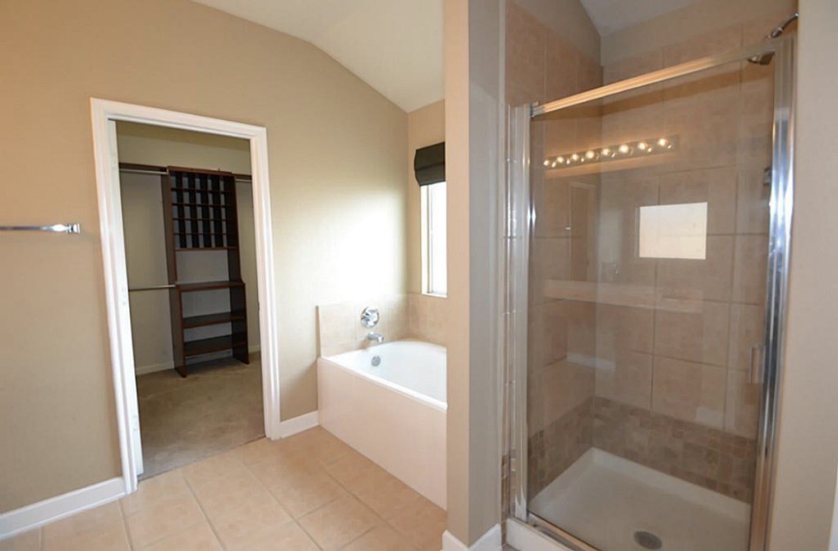 2110 Banfield Court Property Photo 29