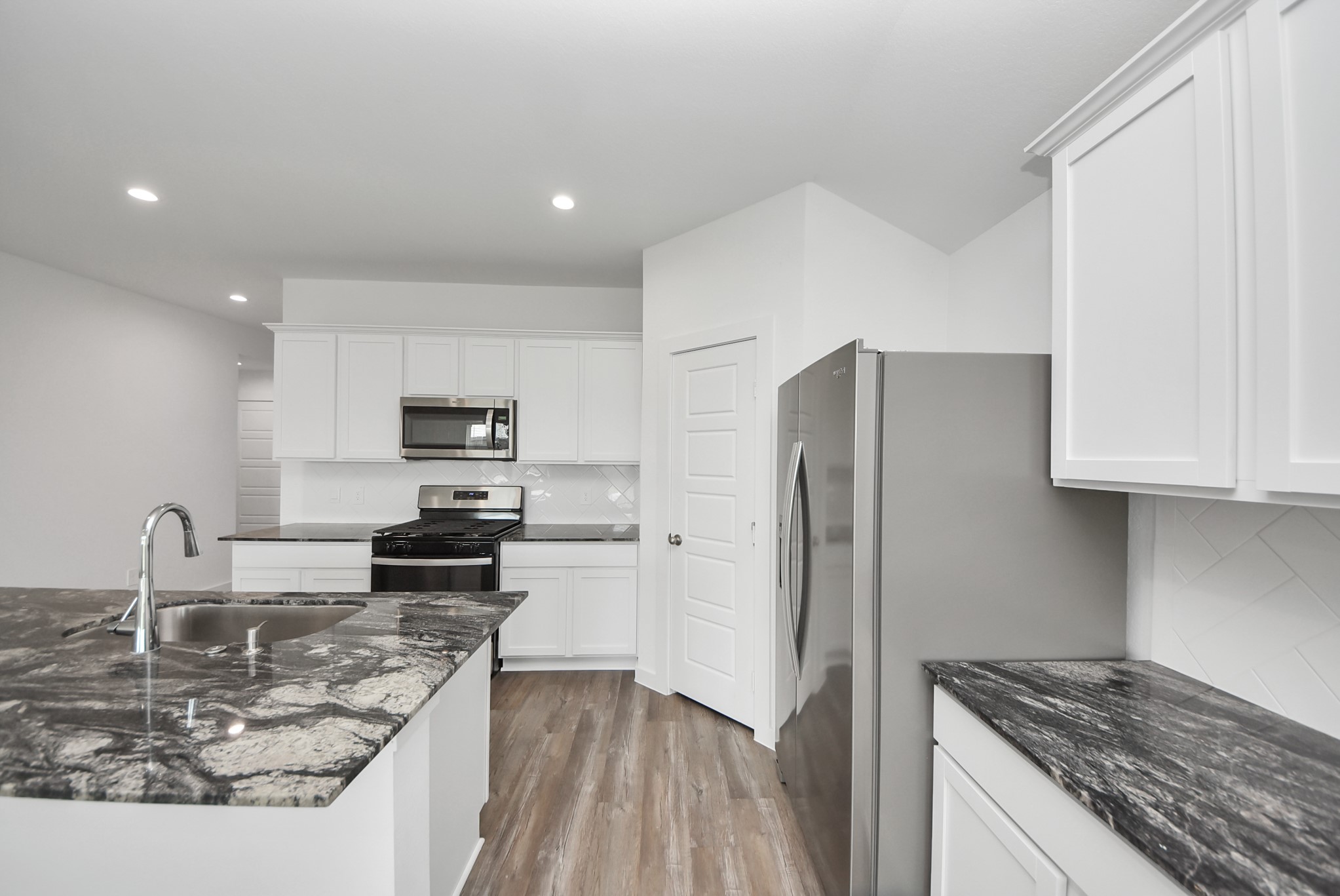 8614 Shumard Oak Drive Property Photo 11