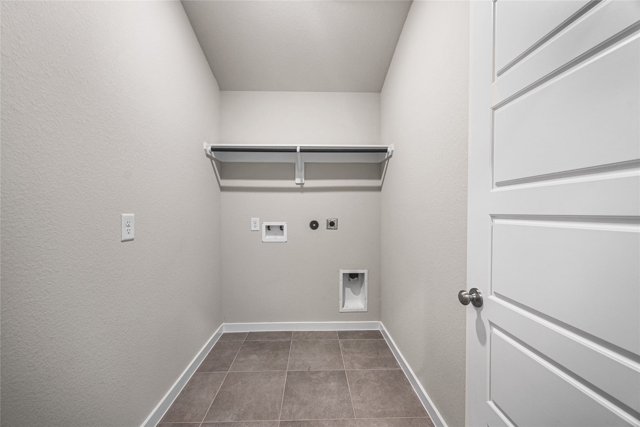 7002 Lauren Oak Drive Property Photo 19
