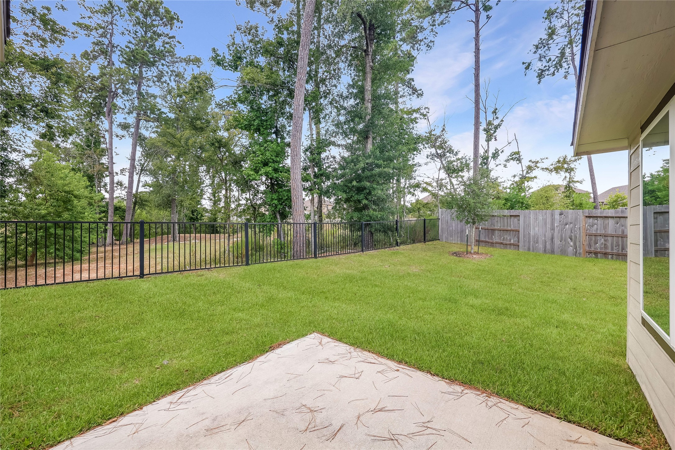 7002 Lauren Oak Drive Property Photo 22