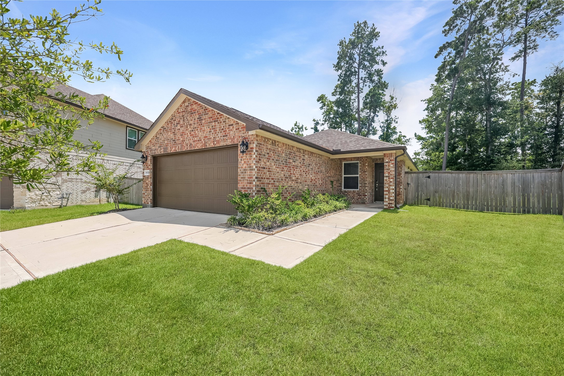 7002 Lauren Oak Drive Property Photo 25
