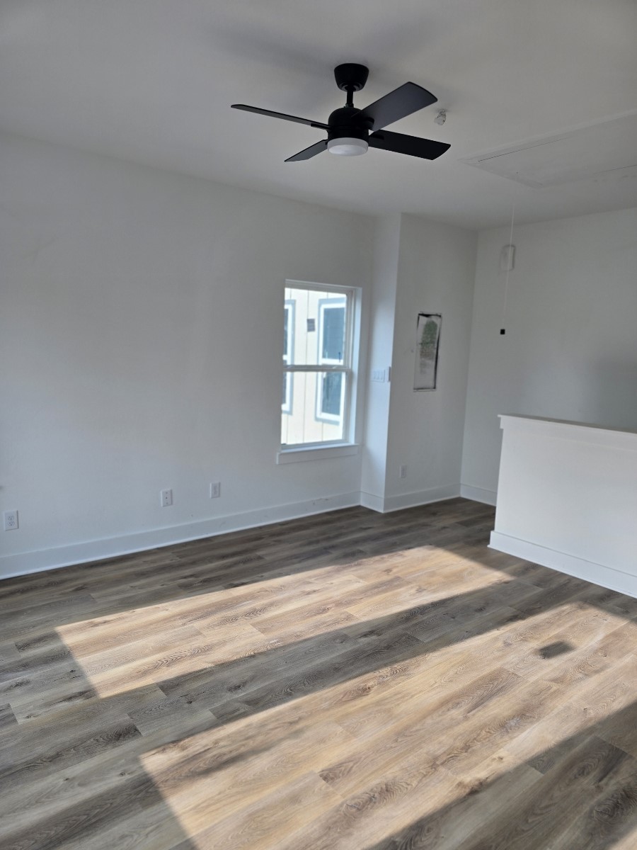 1206 Schweikhardt Street B Property Photo 11